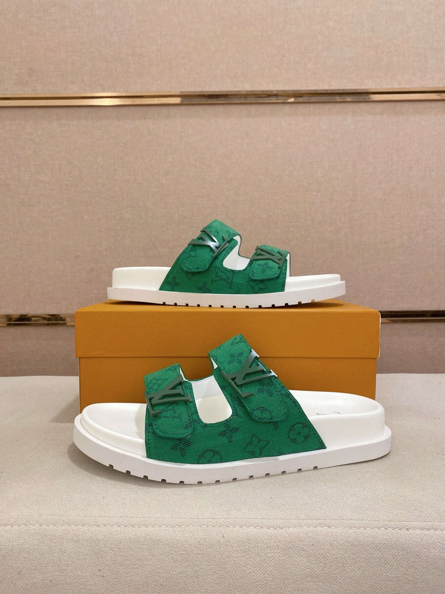 LuxluxHouse Best Quality Sandals Louis Vuitton