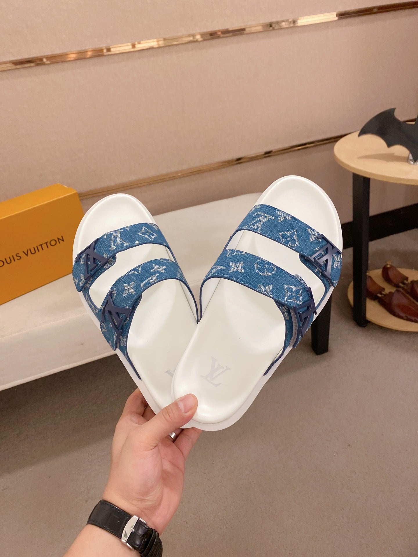 LuxluxHouse Best Quality Sandals Louis Vuitton