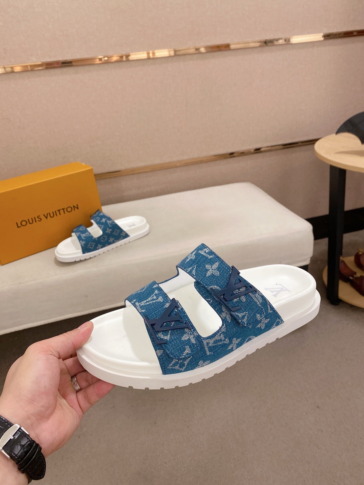 LuxluxHouse Best Quality Sandals Louis Vuitton