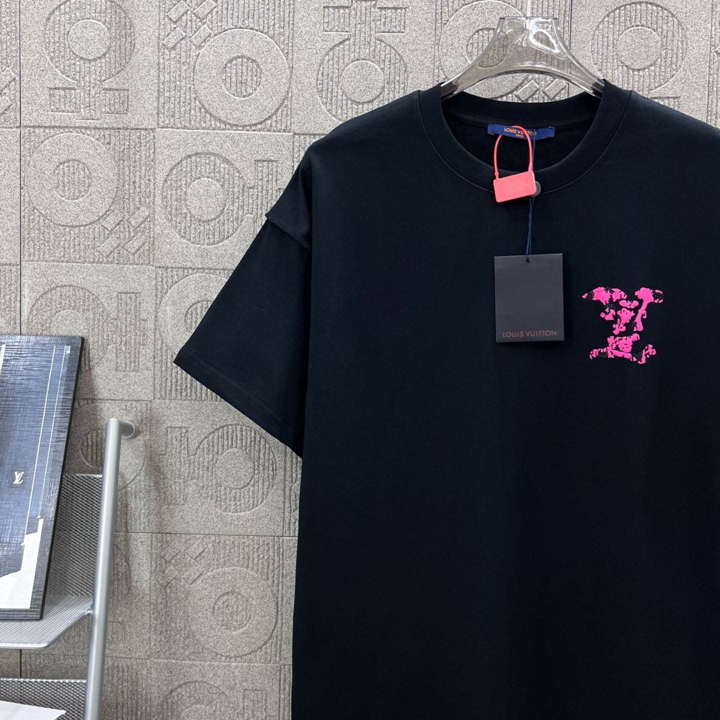 LuxluxHouse Best Quality Clothes T-shirt Louis Vuitton