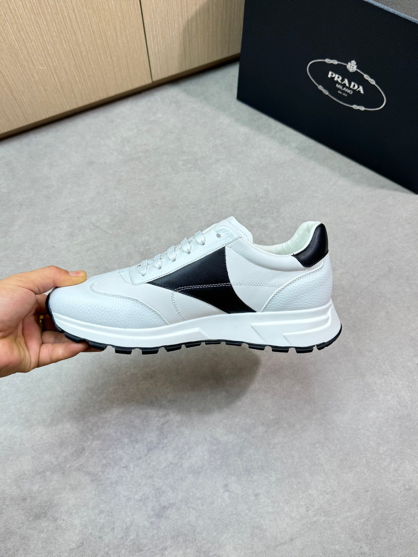 LuxluxHouse Best Quality Shoes Prada