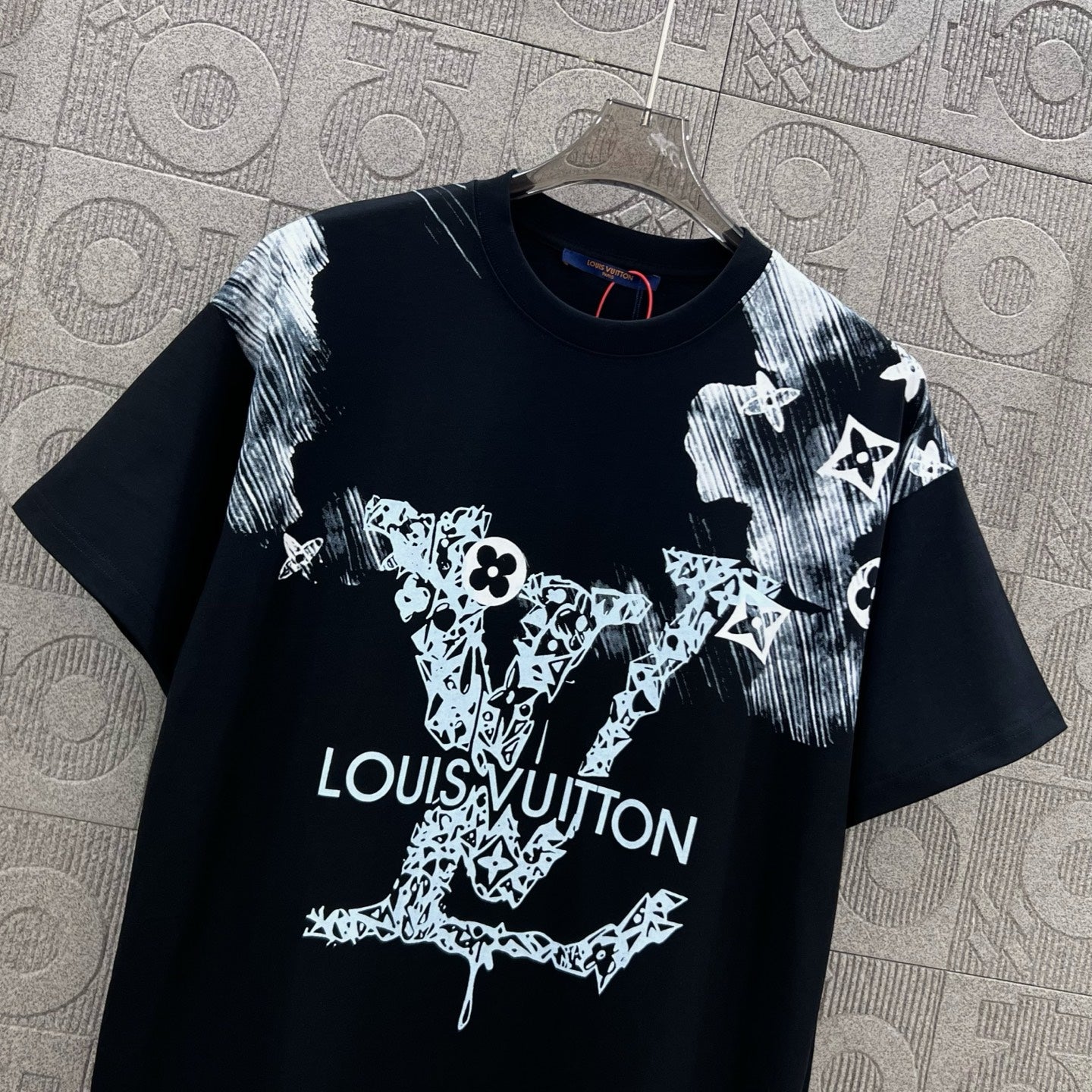 LuxluxHouse Best Quality Clothes T-shirt Louis Vuitton