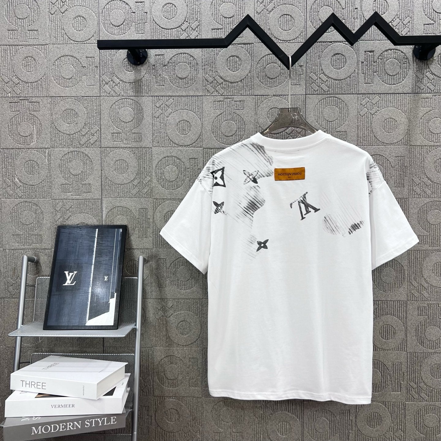 LuxluxHouse Best Quality Clothes T-shirt Louis Vuitton