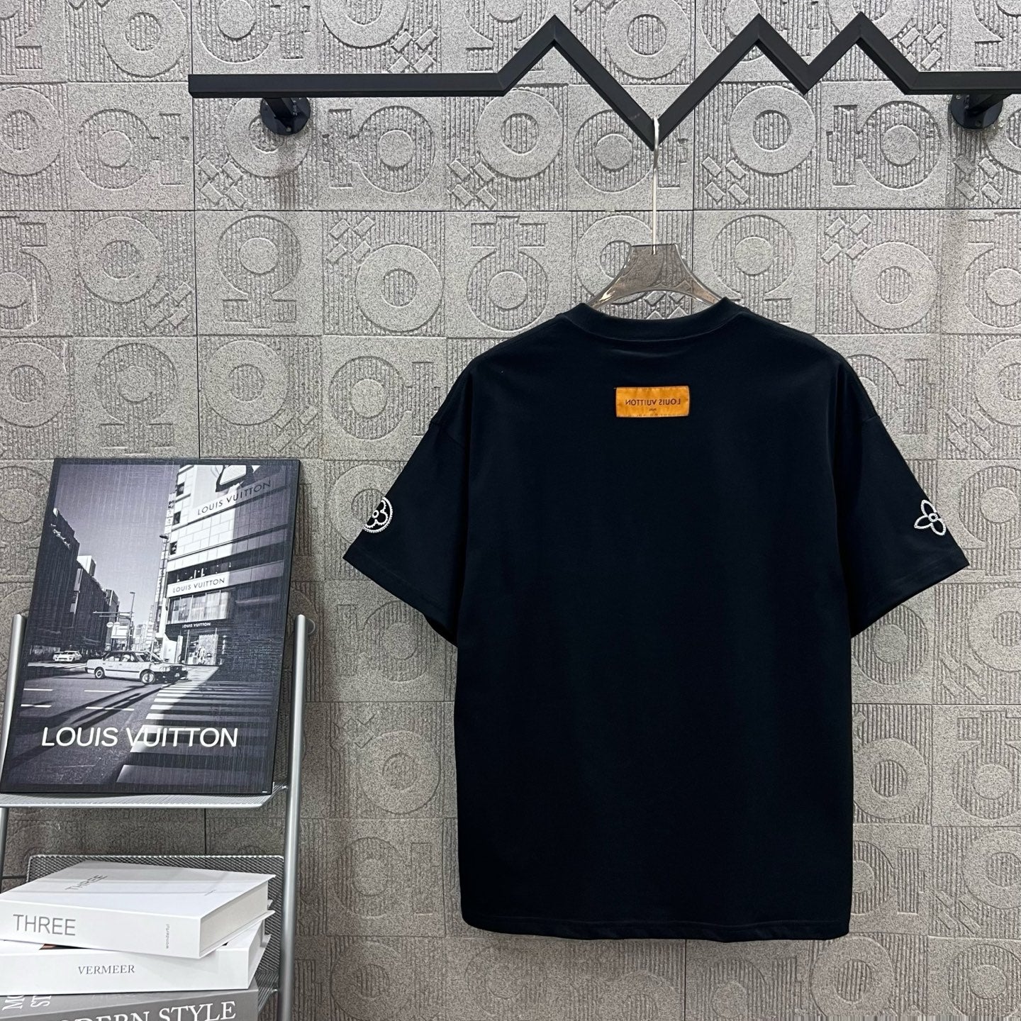LuxluxHouse Best Quality Clothes T-shirt Louis Vuitton