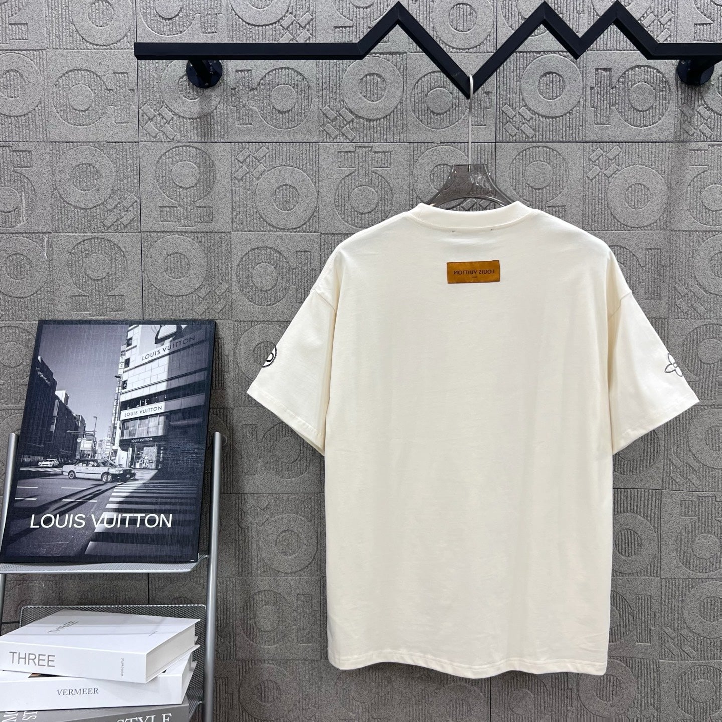 LuxluxHouse Best Quality Clothes T-shirt Louis Vuitton