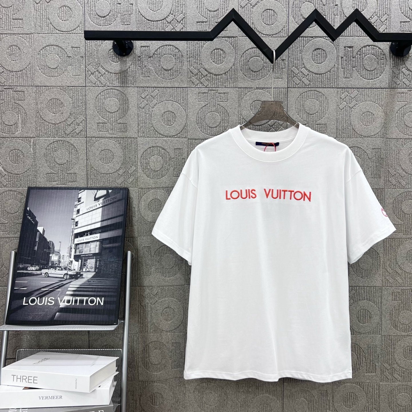 LuxluxHouse Best Quality Clothes T-shirt Louis Vuitton