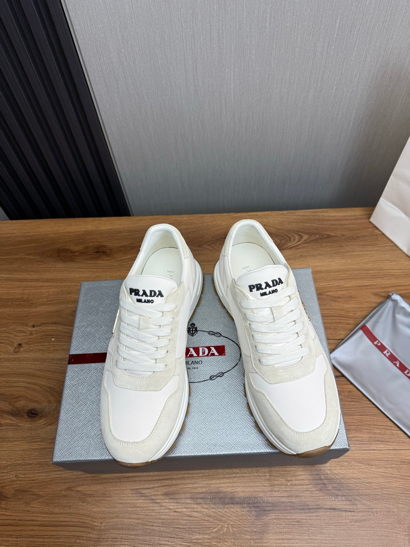 LuxluxHouse Best Quality Shoes Prada