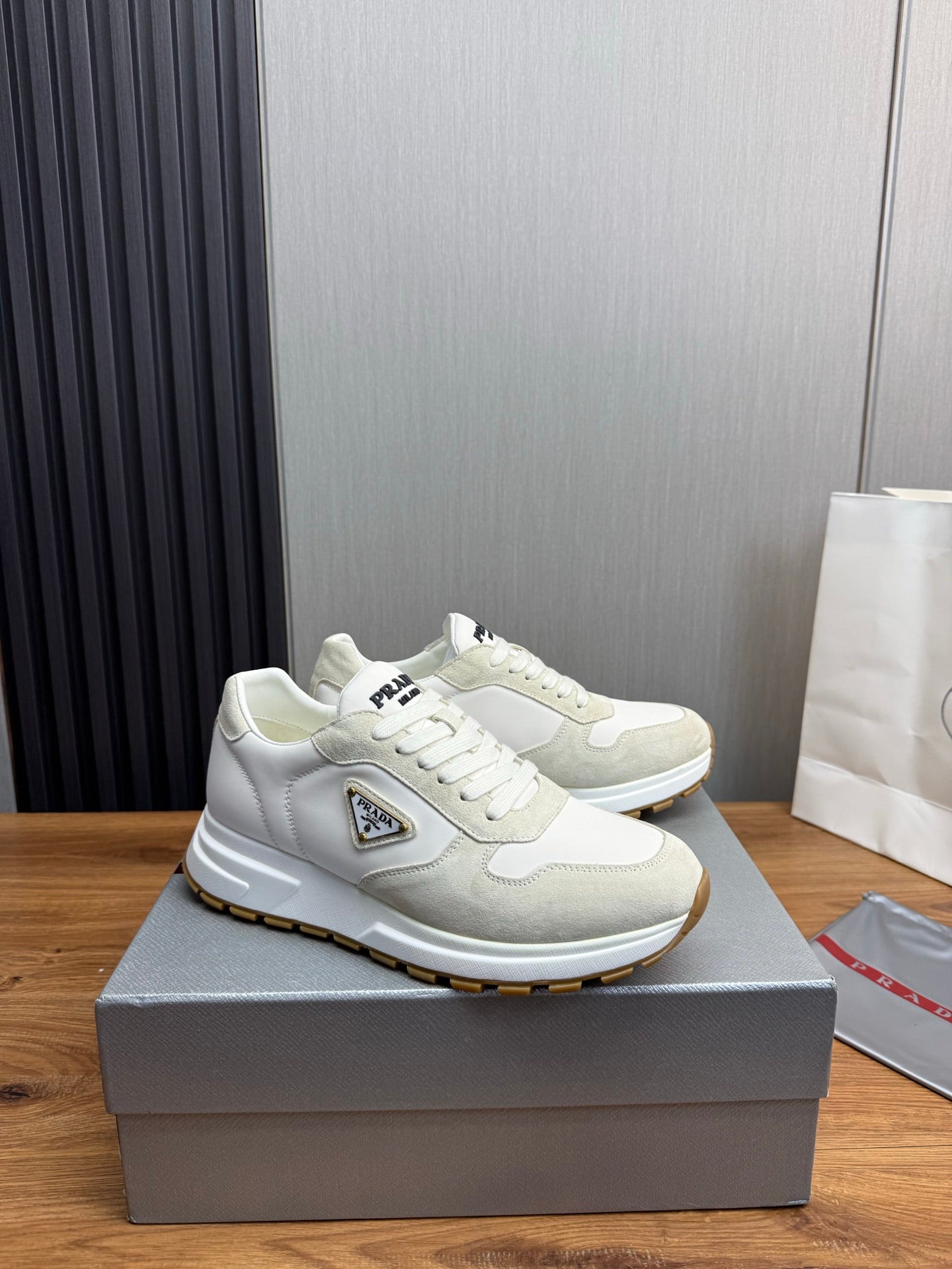 LuxluxHouse Best Quality Shoes Prada