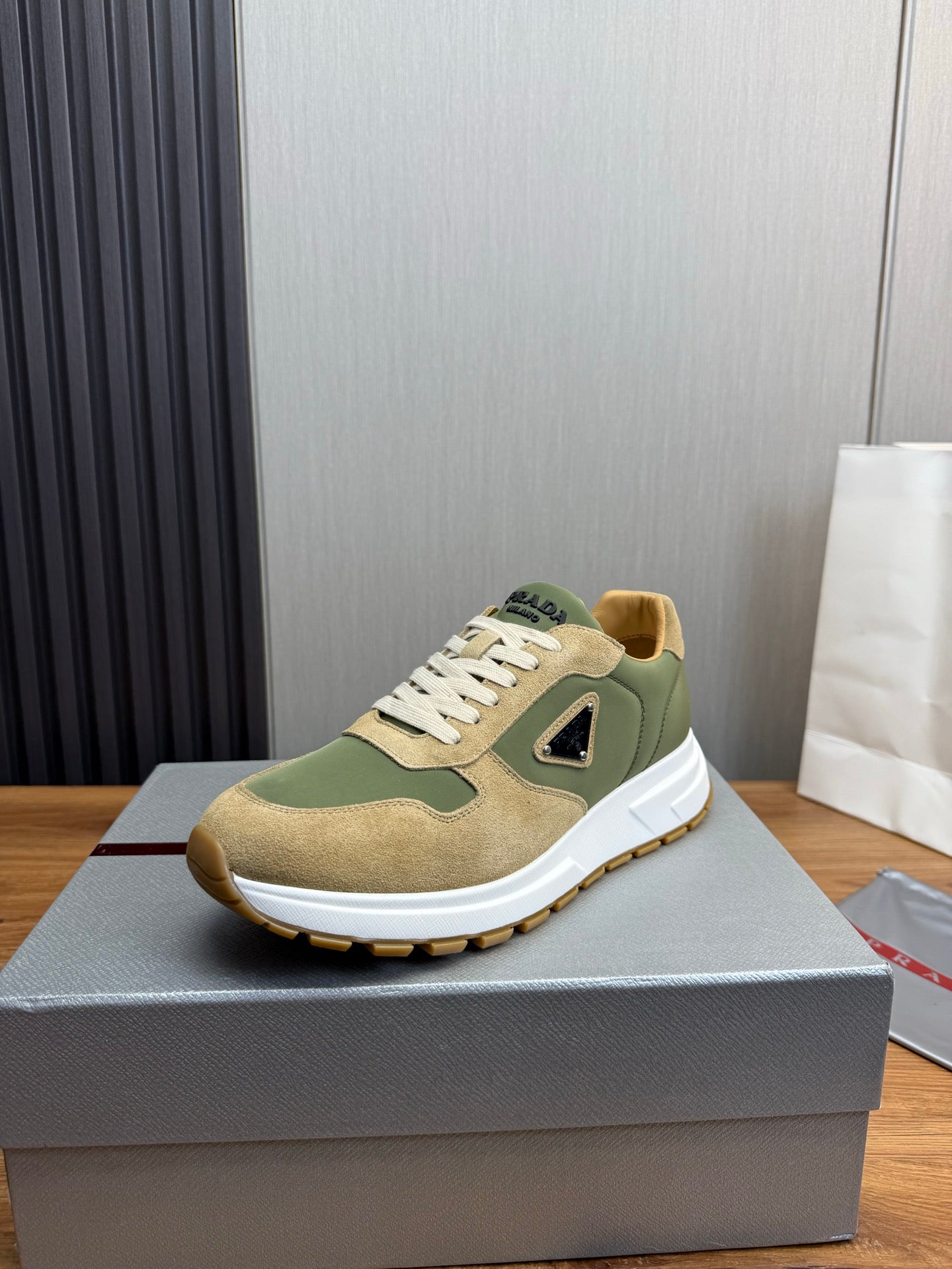 LuxluxHouse Best Quality Shoes Prada