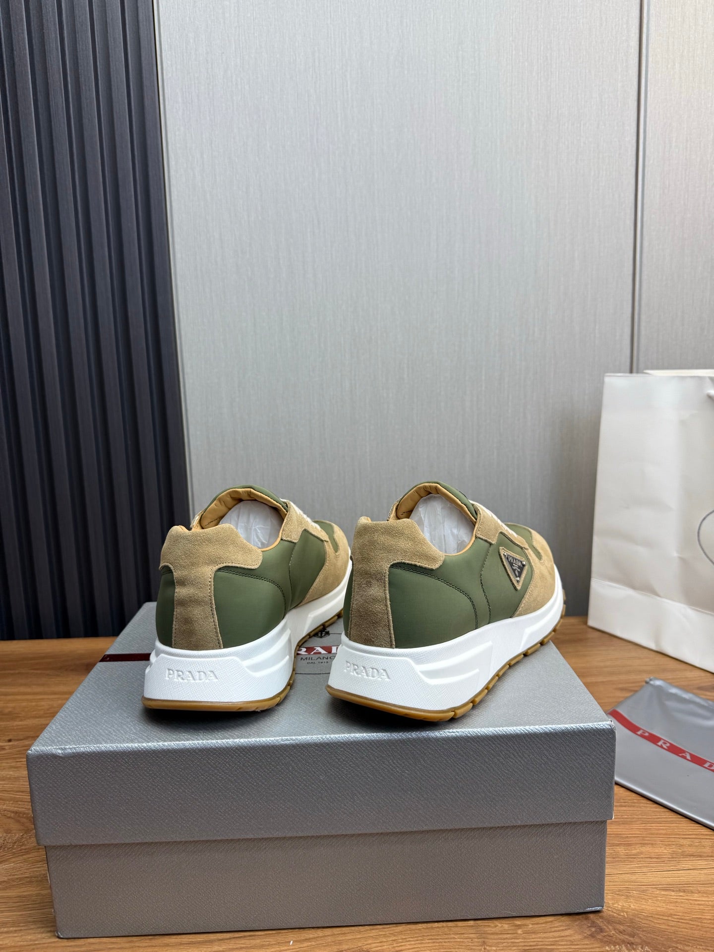 LuxluxHouse Best Quality Shoes Prada