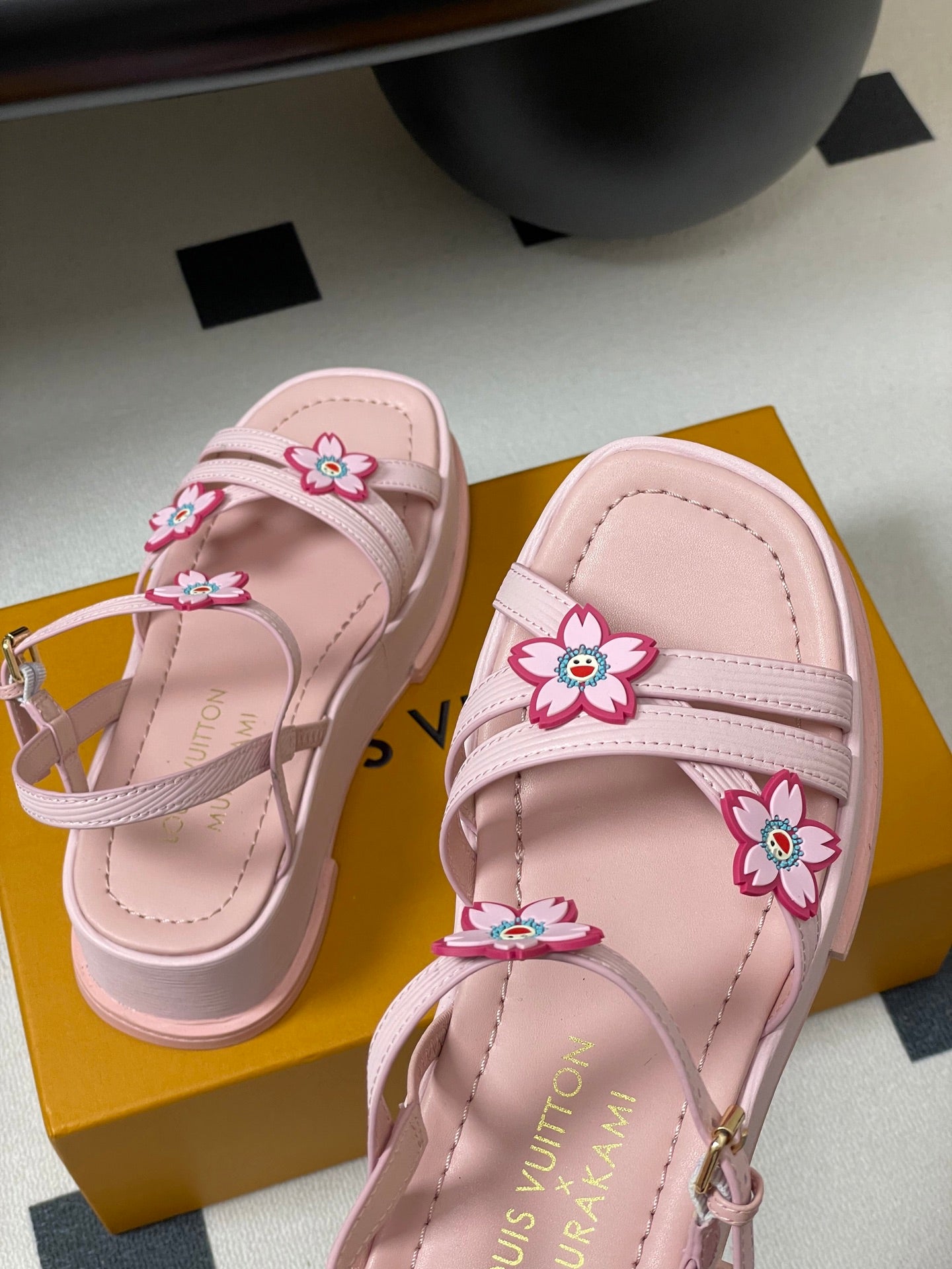 LuxluxHouse Best Quality Women Shoes Louis Vuitton
