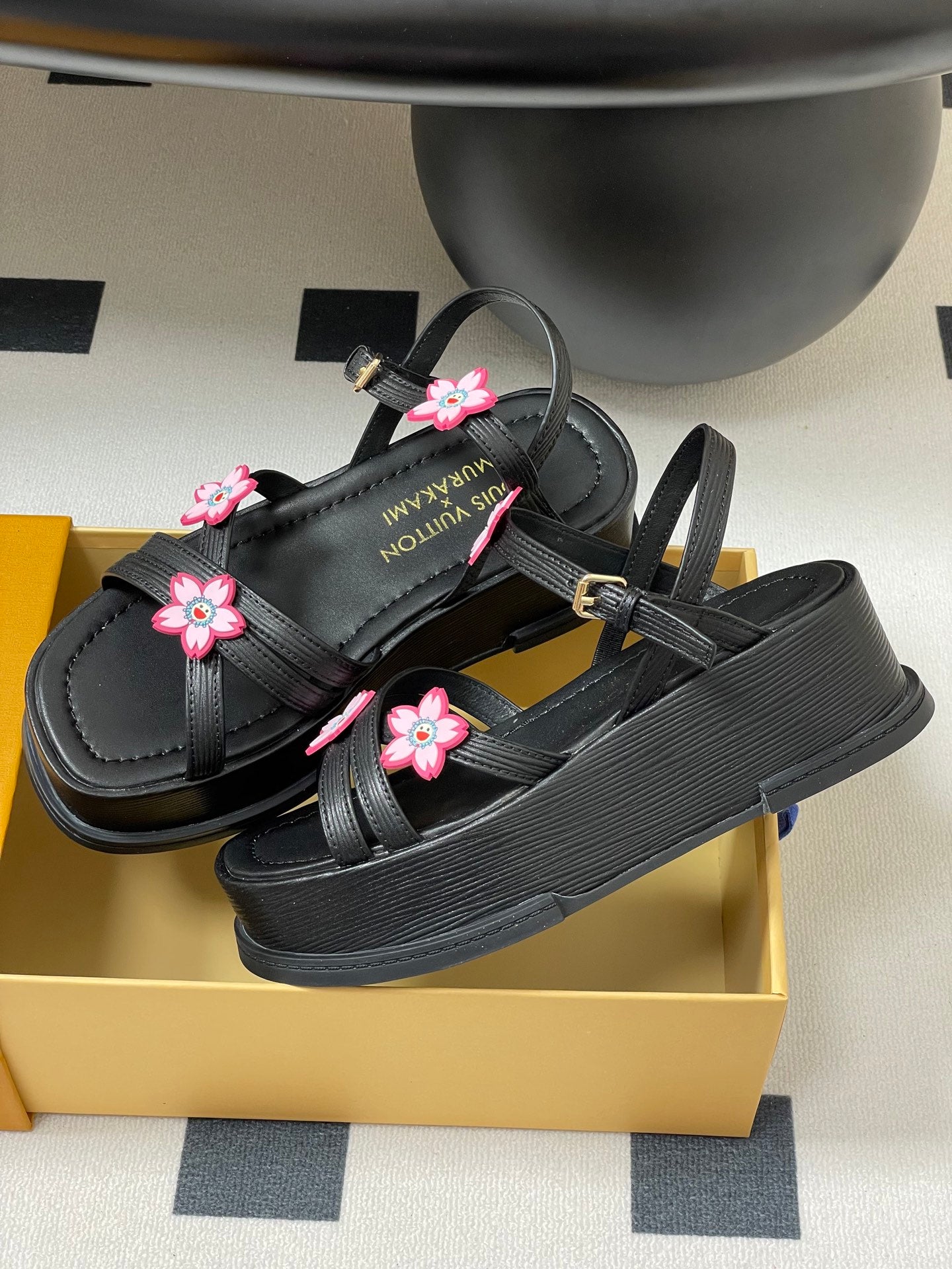 LuxluxHouse Best Quality Women Shoes Louis Vuitton
