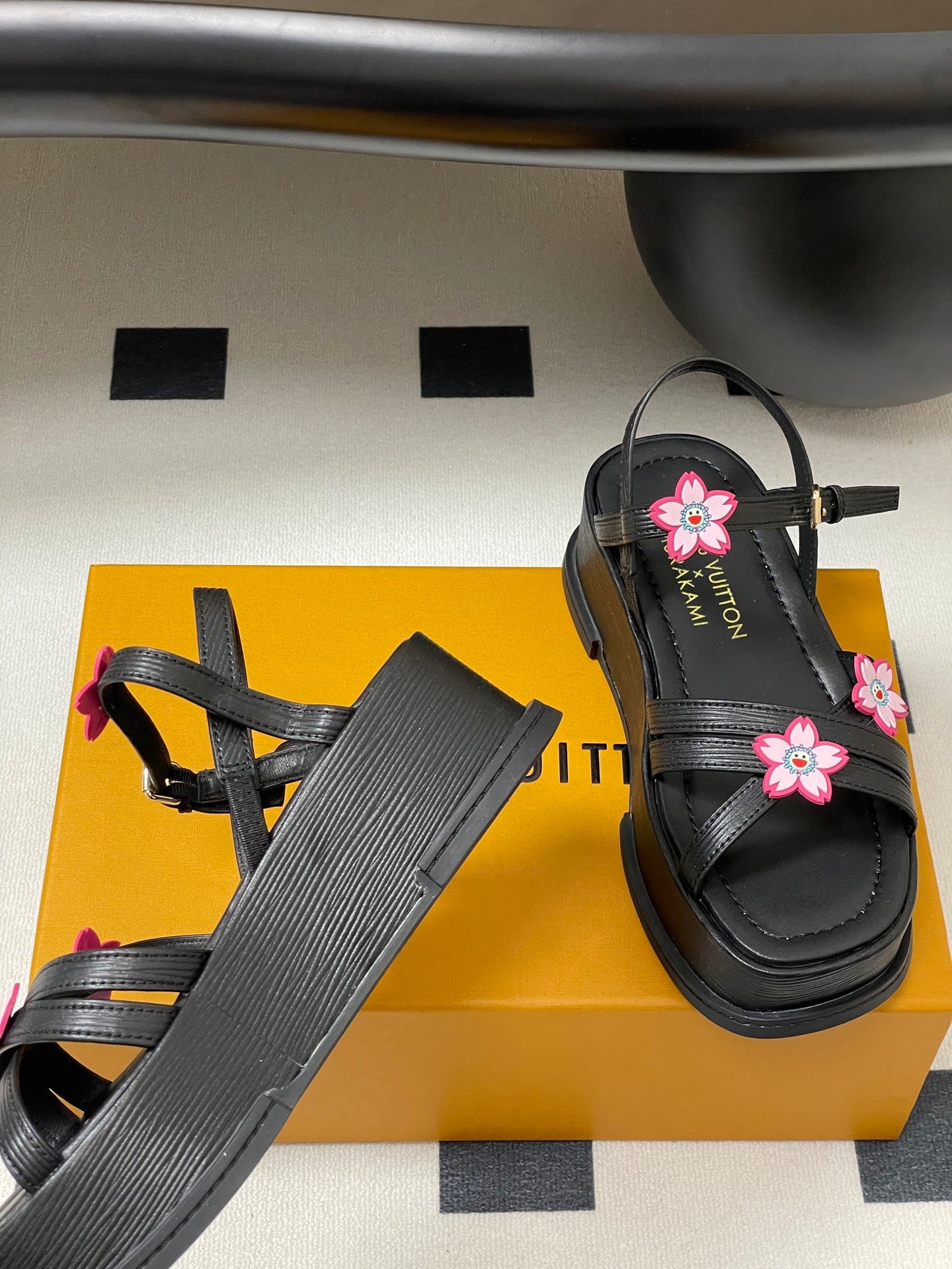 LuxluxHouse Best Quality Women Shoes Louis Vuitton