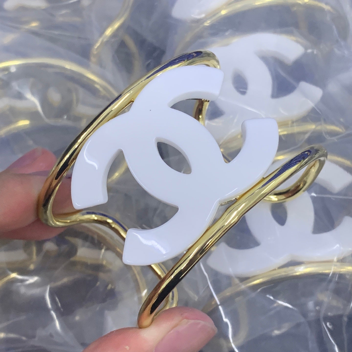 LuxluxHouse Low Price And High Quality Accessories Chanel