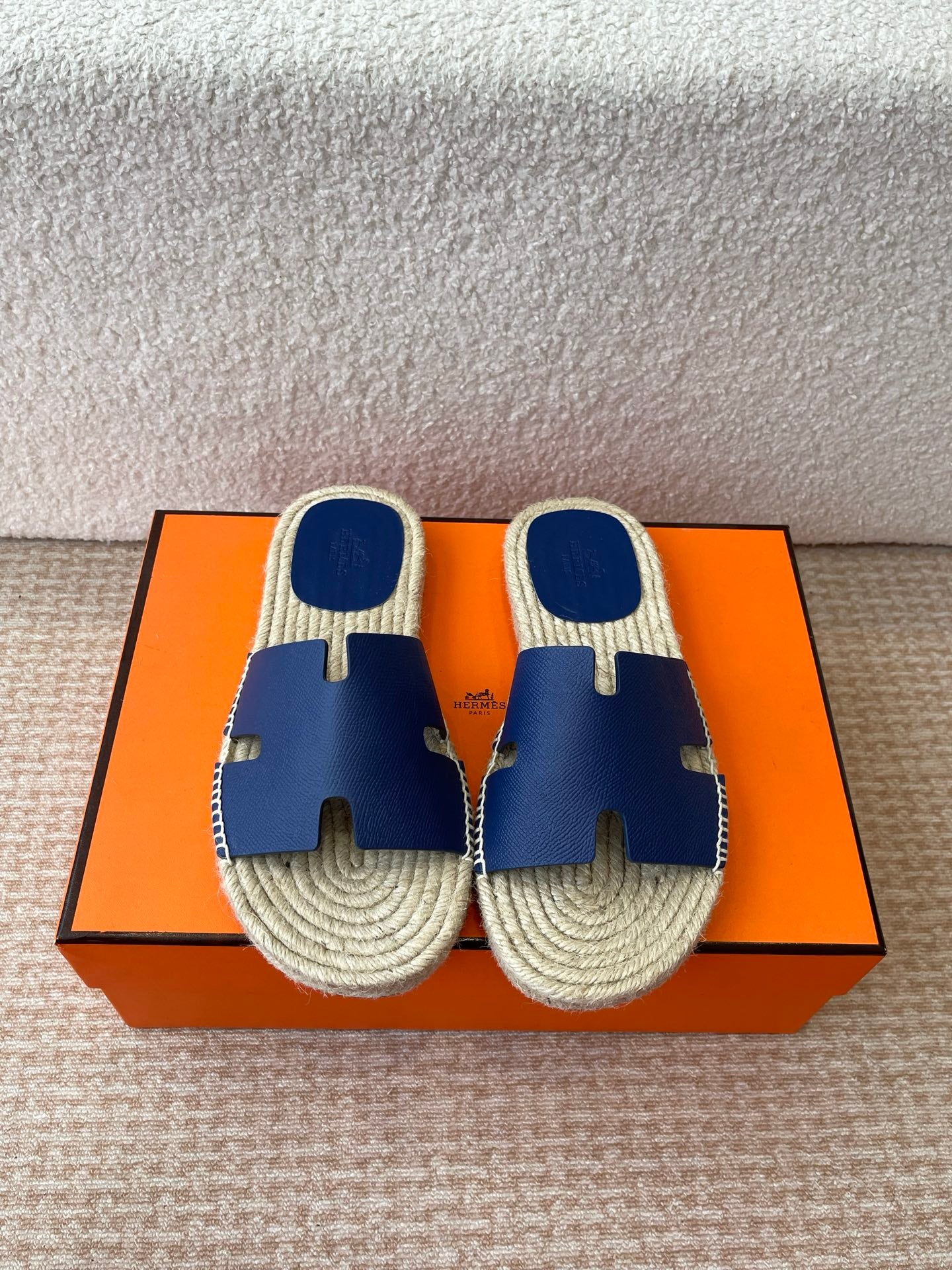 LuxluxHouse Best Quality Women Shoes Hermes