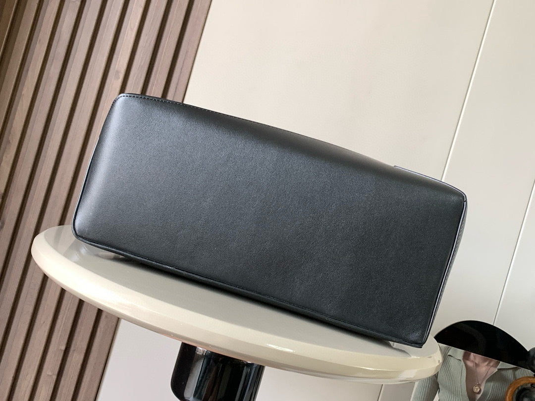 LuxluxHouse Best Quality Bags Loewe
