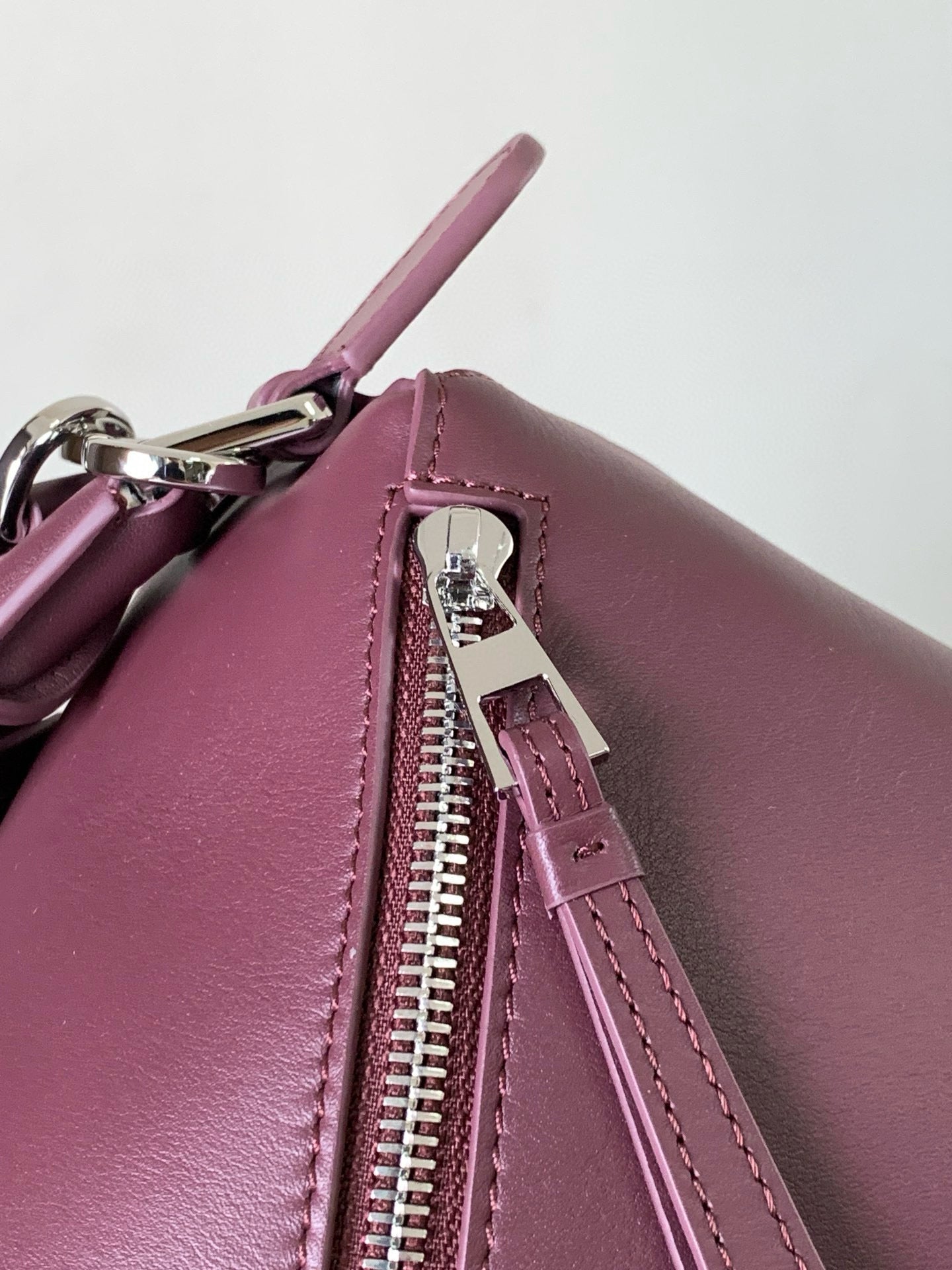 LuxluxHouse Best Quality Bags Loewe