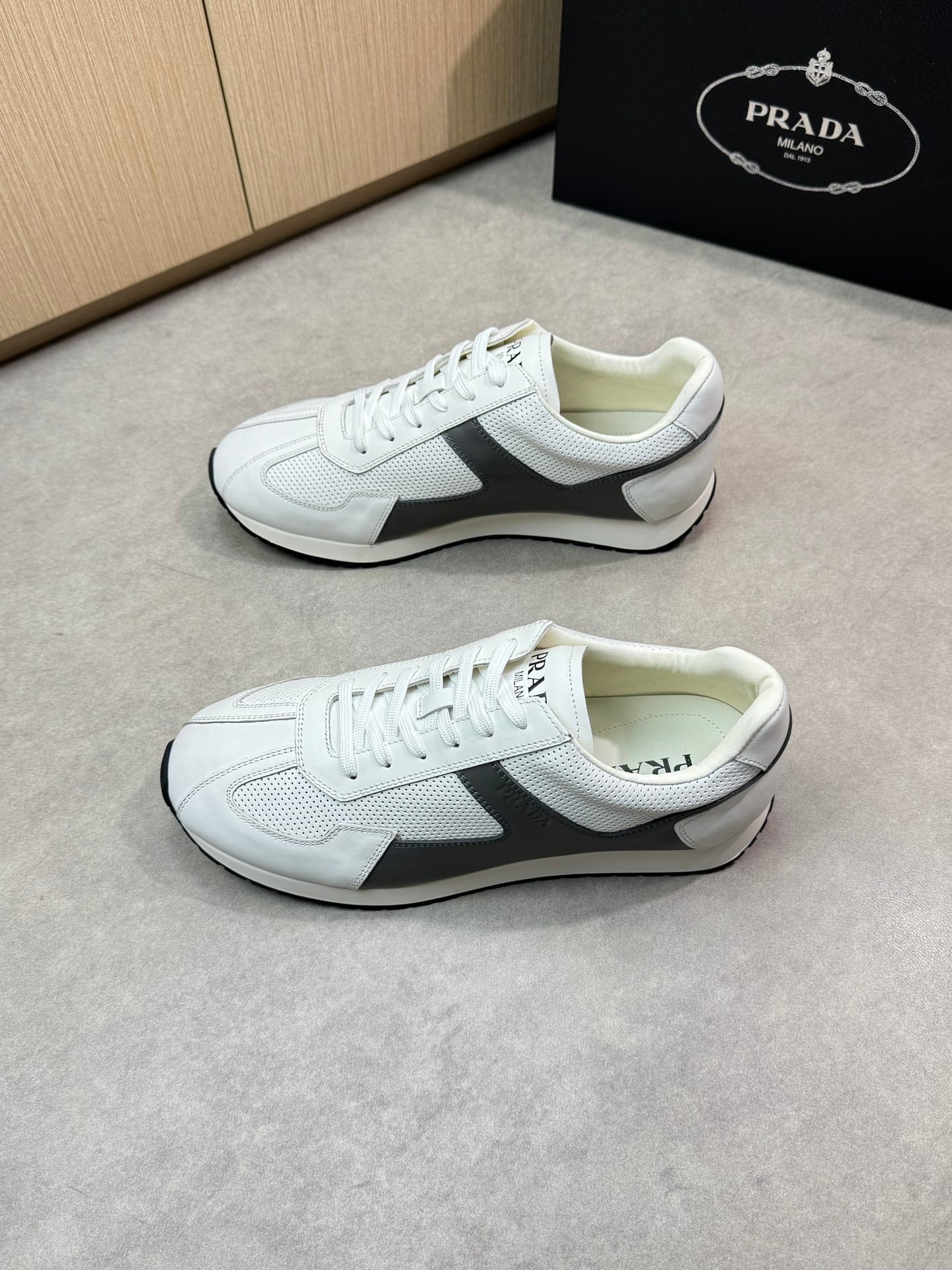 LuxluxHouse Best Quality Shoes Prada