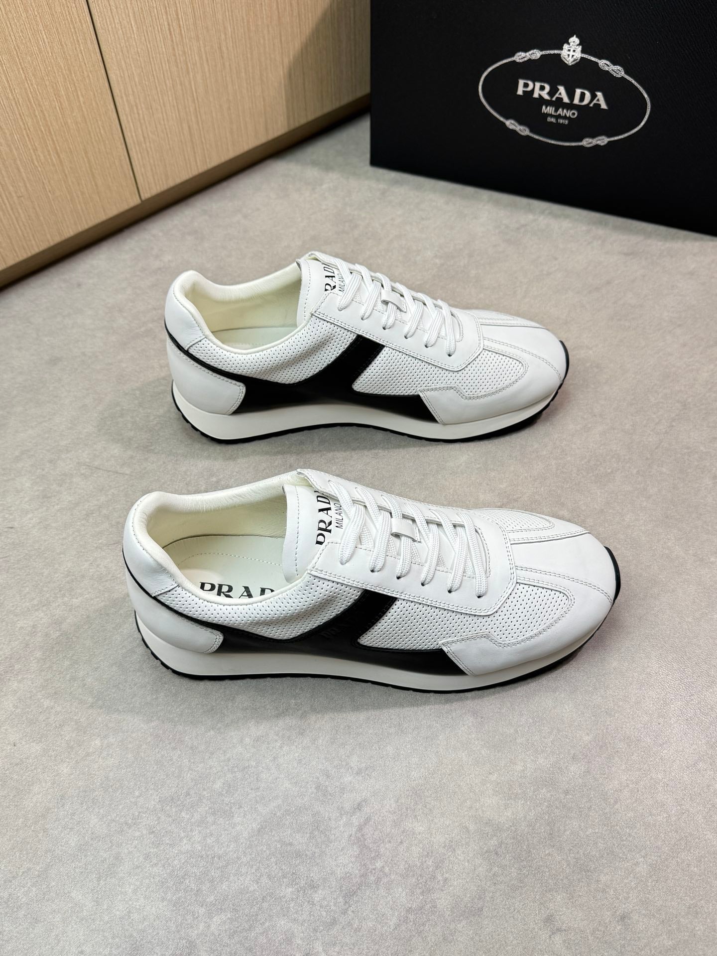 LuxluxHouse Best Quality Shoes Prada