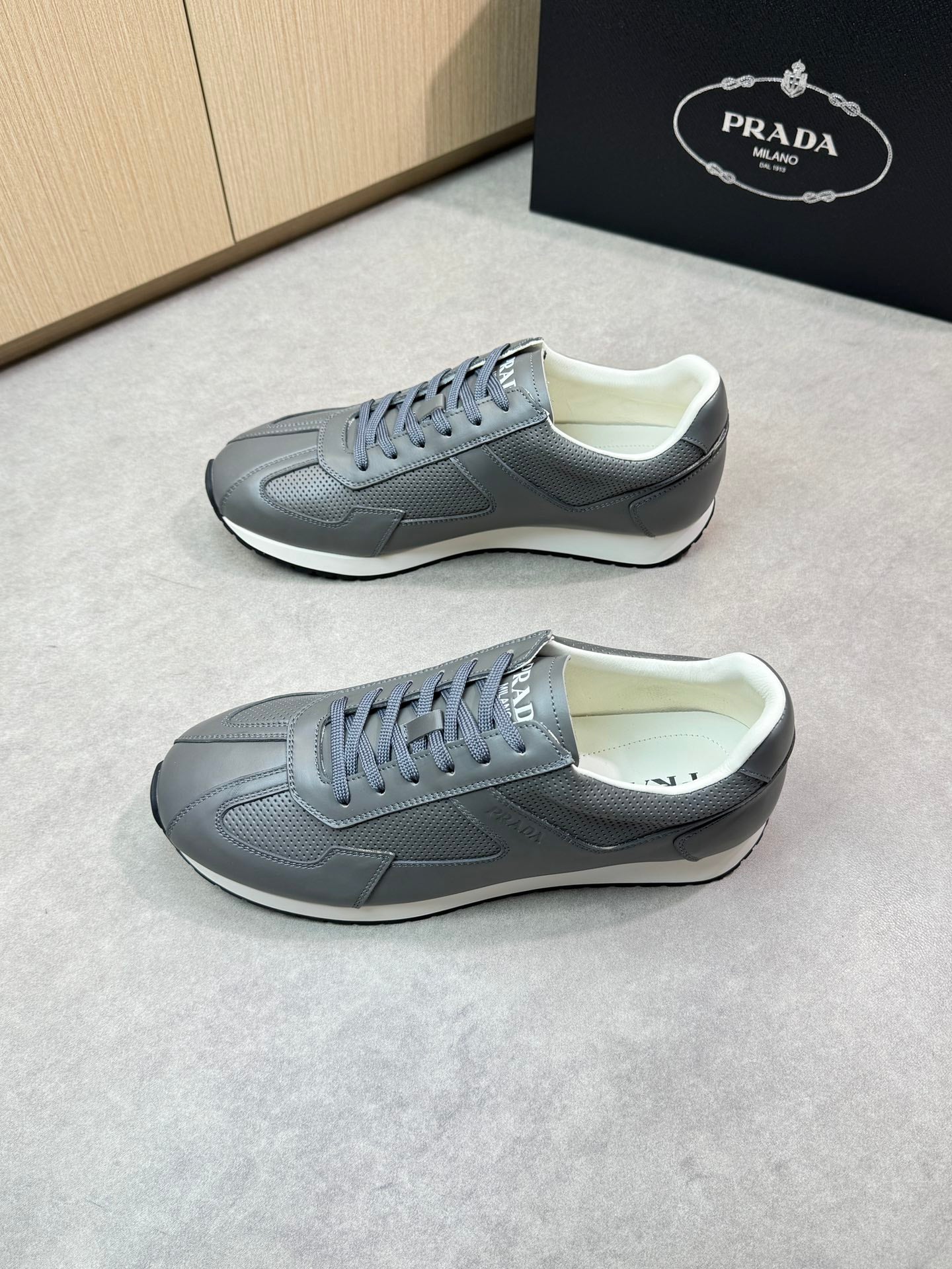 LuxluxHouse Best Quality Shoes Prada