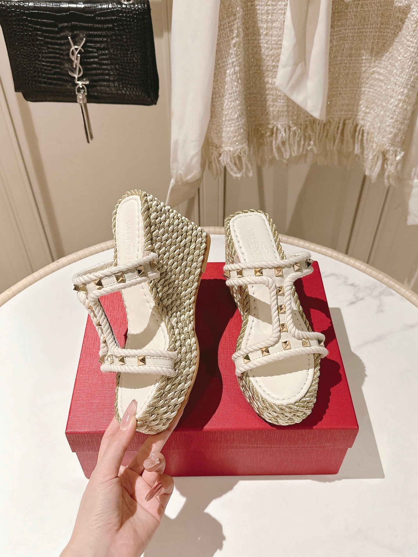 LuxluxHouse Best Quality Valentino Women Shoes