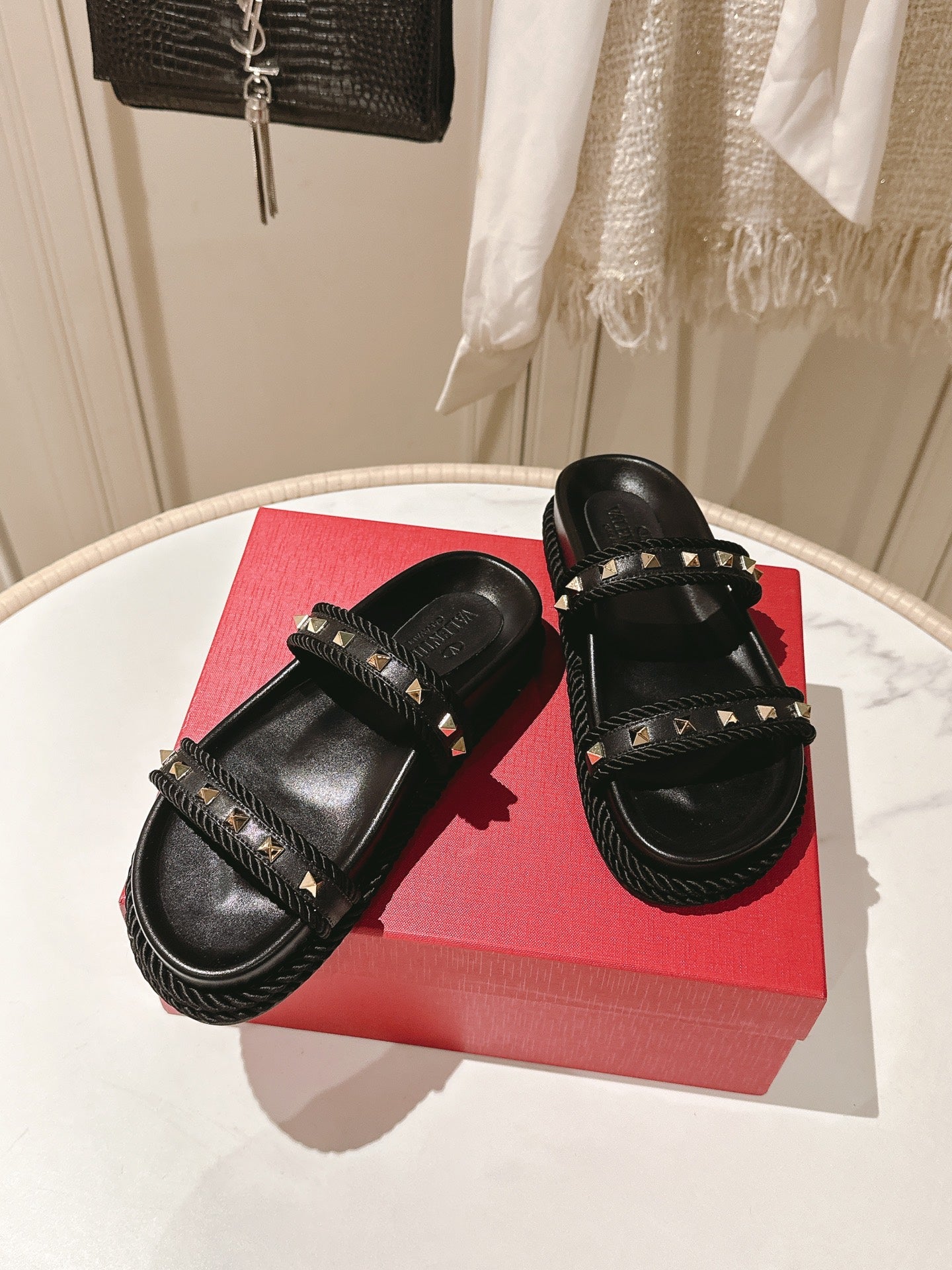 LuxluxHouse Best Quality Valentino Women Shoes