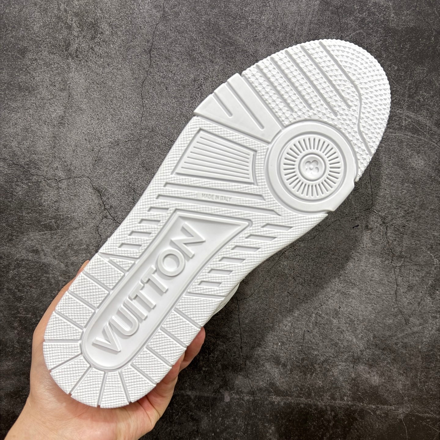 LuxluxHouse Best Quality Shoes Louis Vuitton