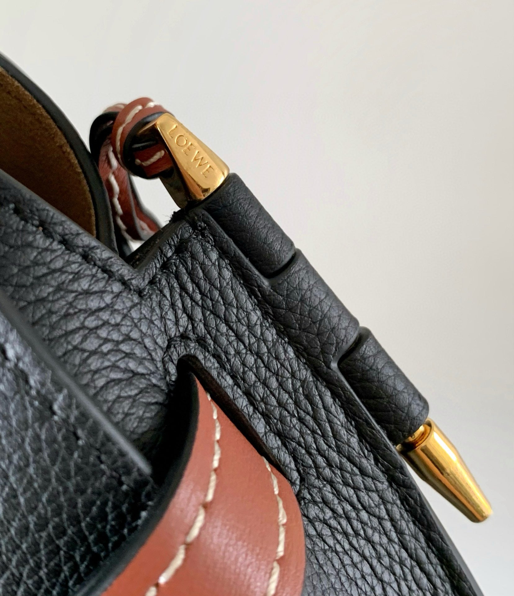 LuxluxHouse Best Quality Bags Loewe