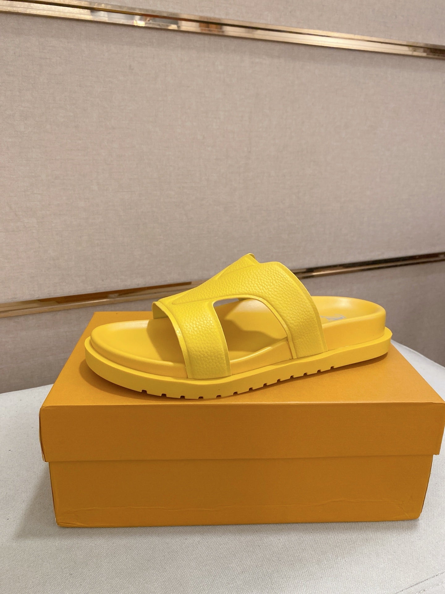 LuxluxHouse Best Quality Sandals Louis Vuitton