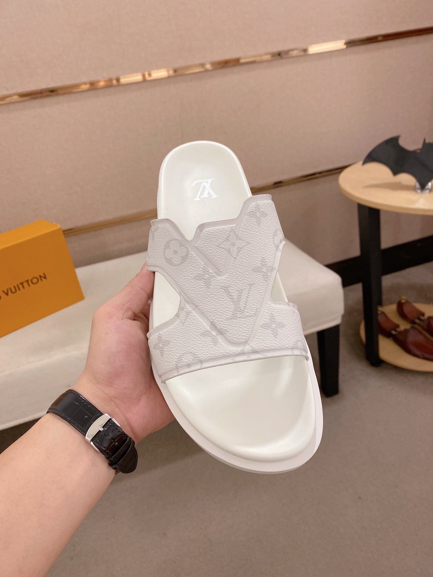 LuxluxHouse Best Quality Sandals Louis Vuitton