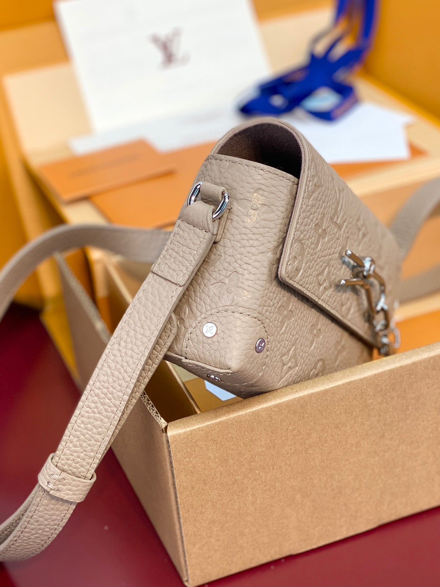 LuxluxHouse Best Quality Bags Small Bags Louis Vuitton Women Men