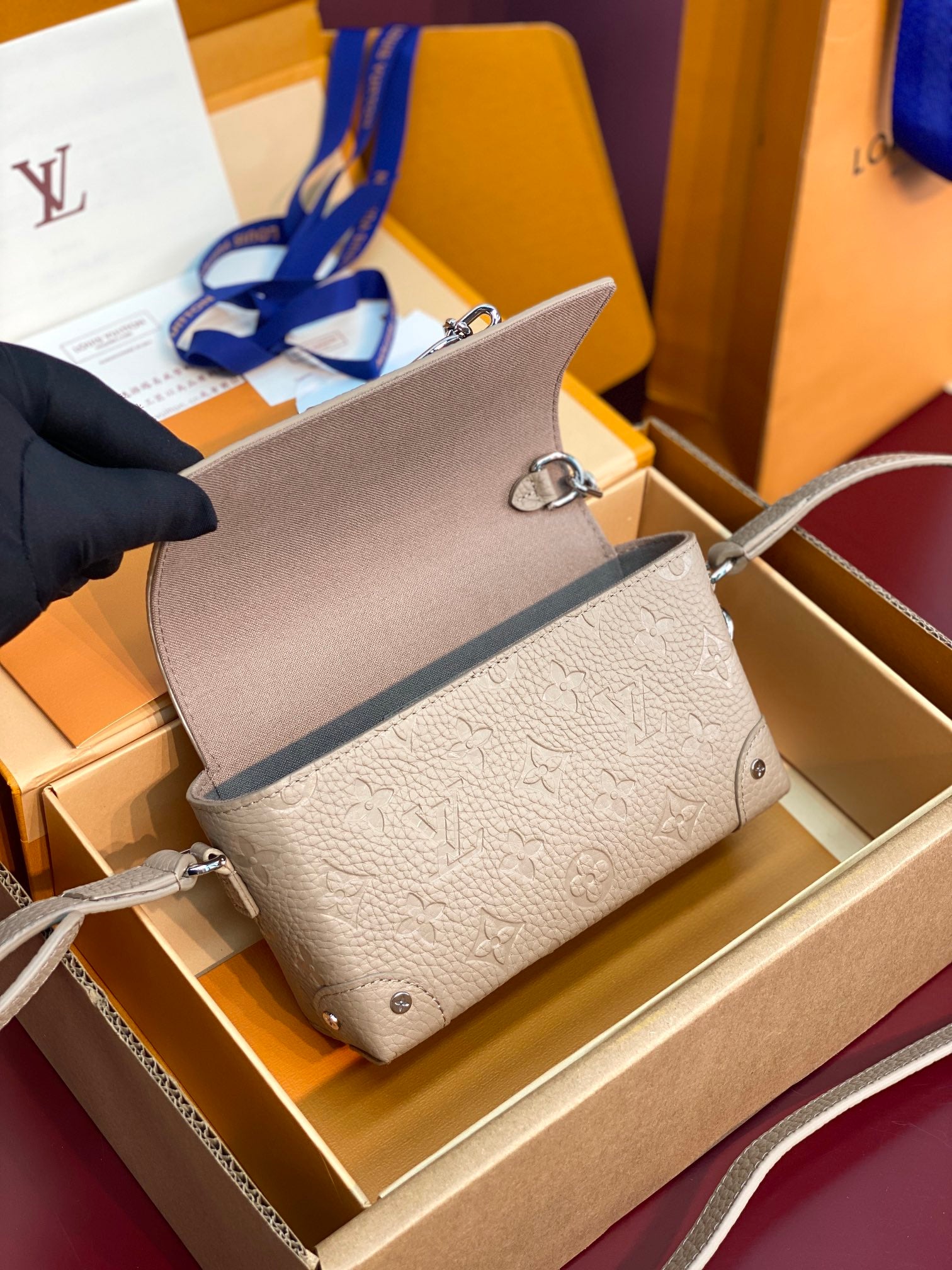 LuxluxHouse Best Quality Bags Small Bags Louis Vuitton Women Men