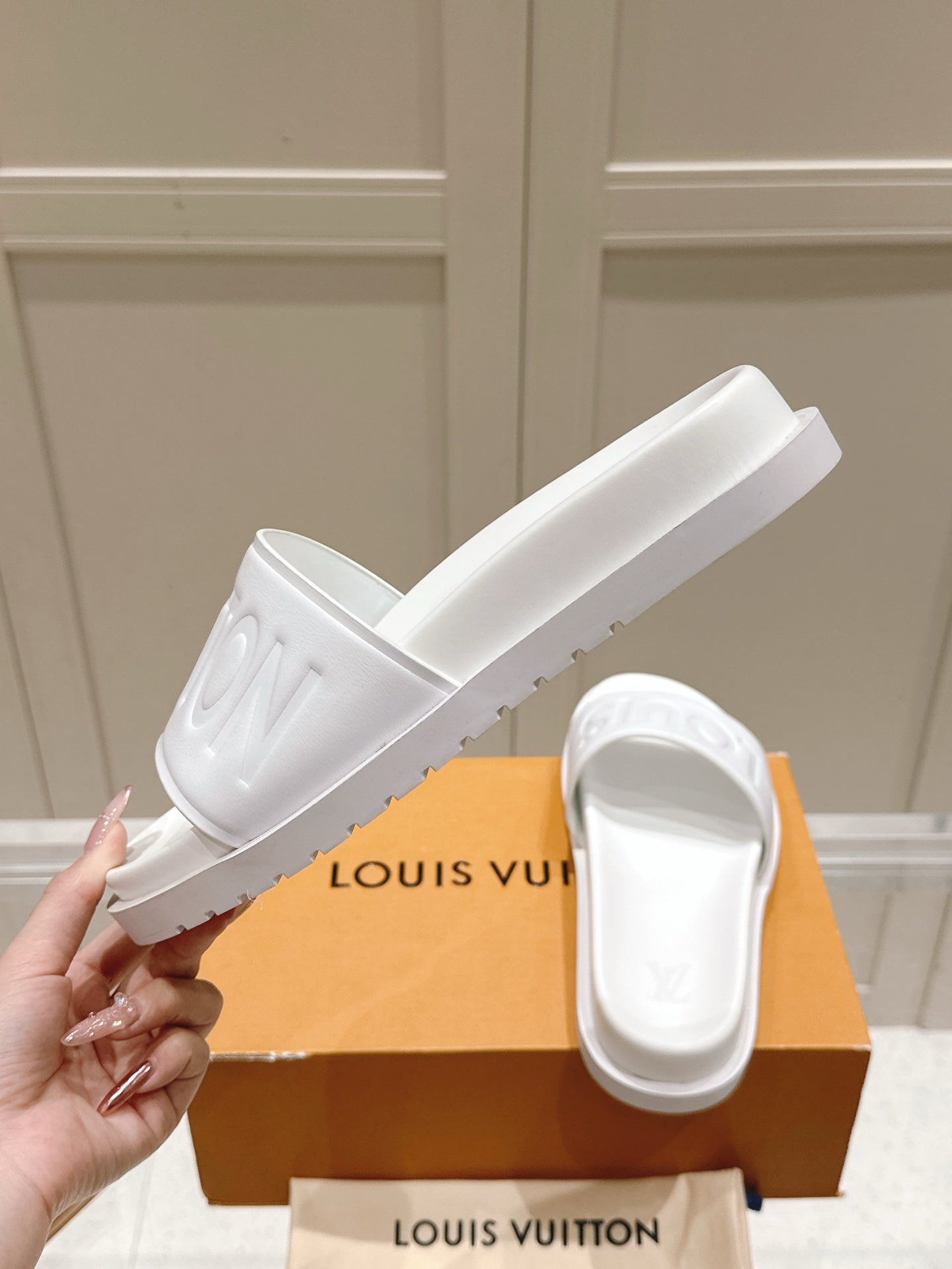 LuxluxHouse Best Quality Women Shoes Hermes