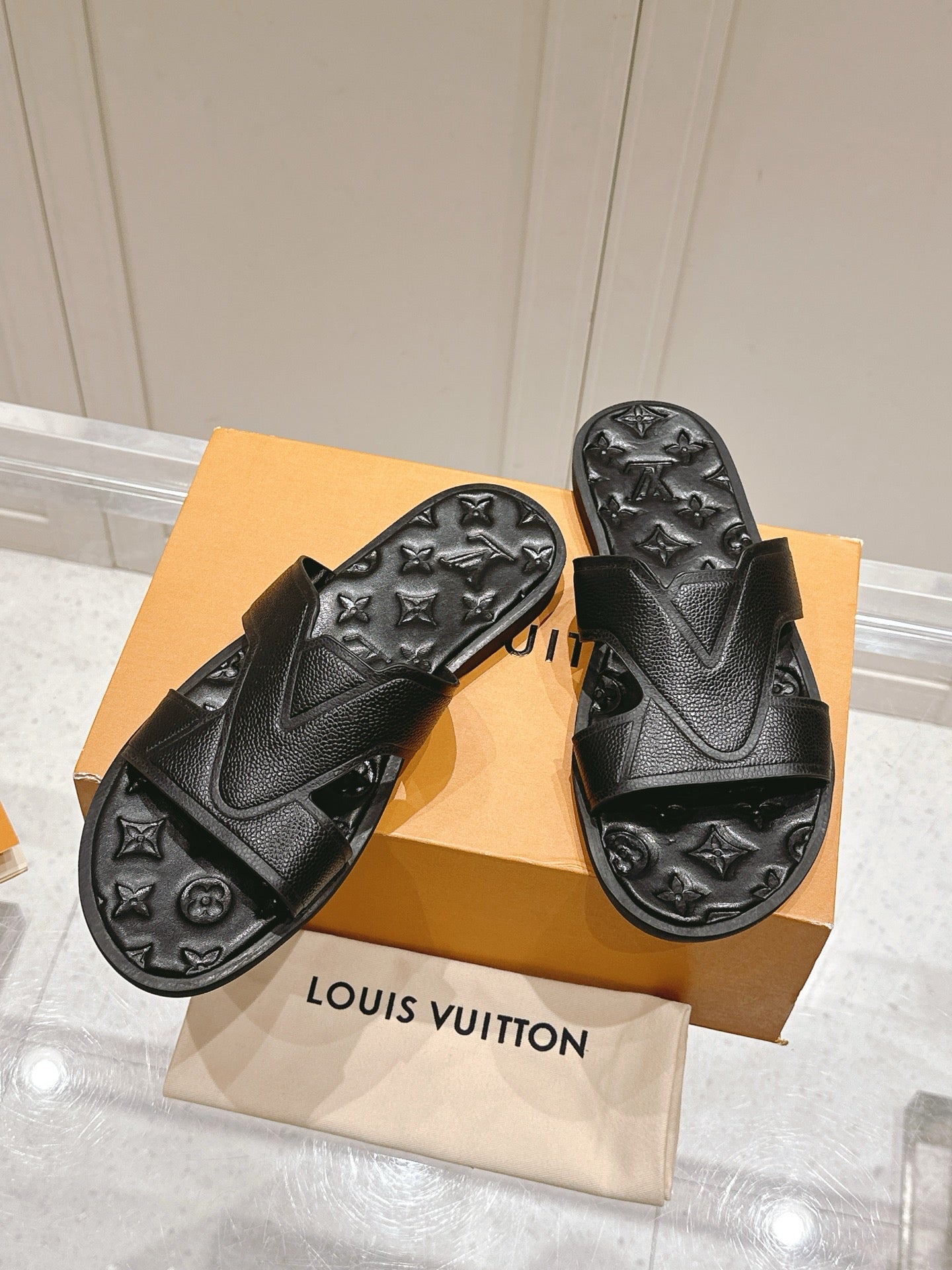 LuxluxHouse Best Quality Women Shoes Hermes