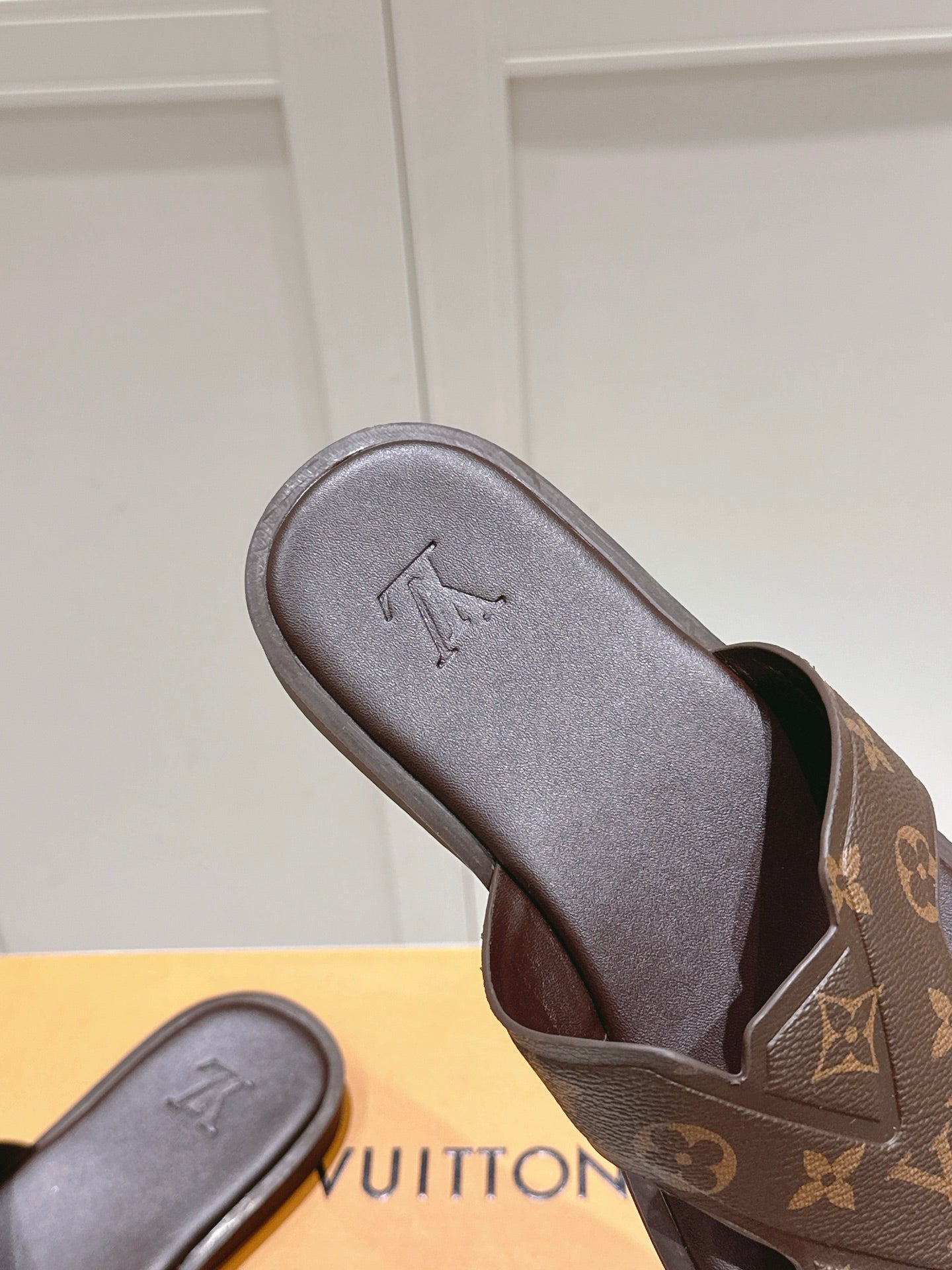 LuxluxHouse Best Quality Women Shoes Hermes