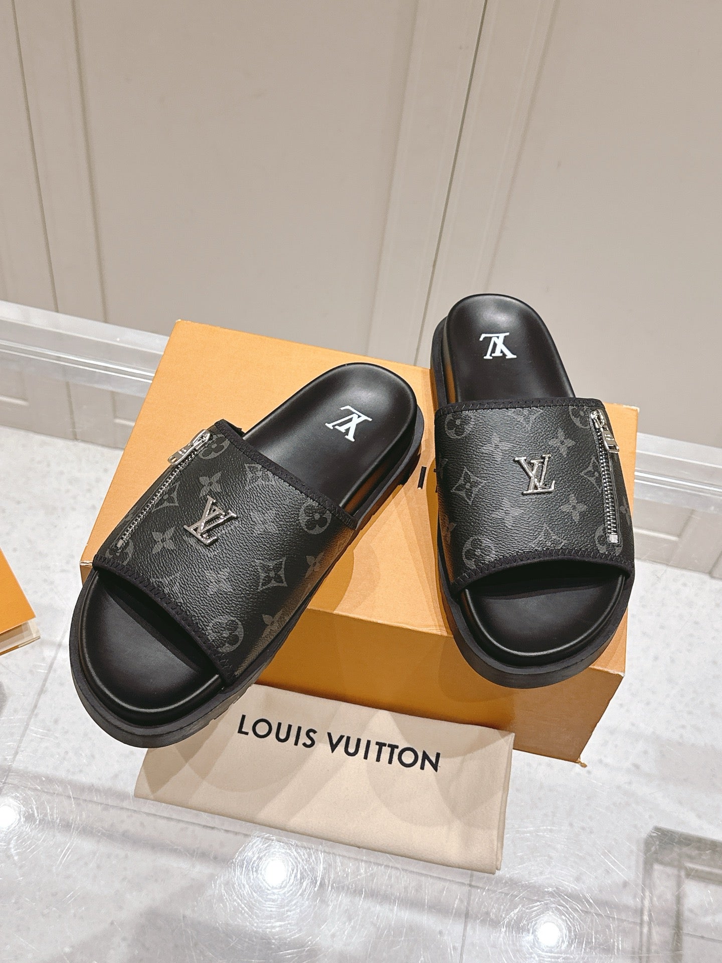 LuxluxHouse Best Quality Women Shoes Hermes