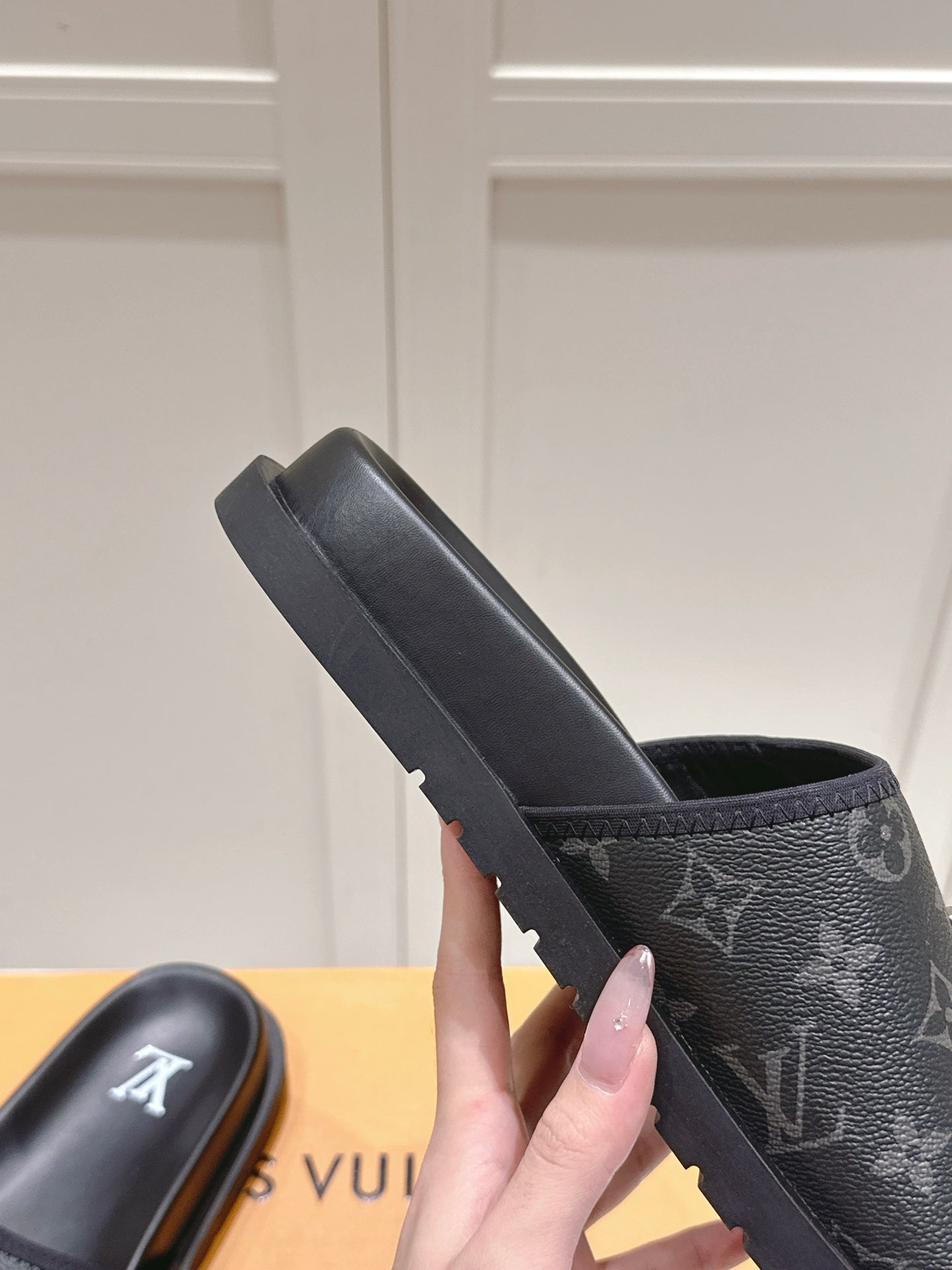 LuxluxHouse Best Quality Women Shoes Hermes
