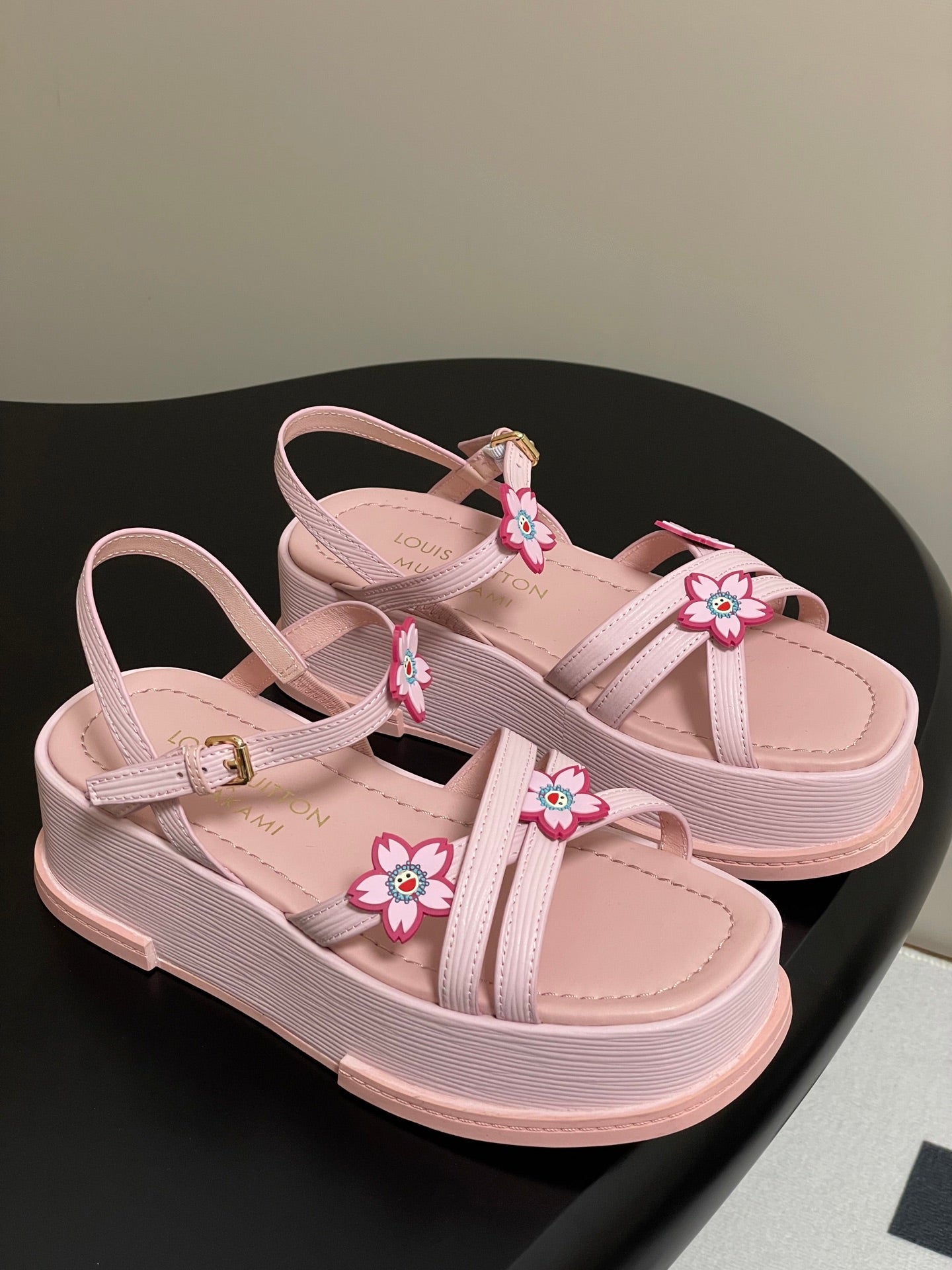 LuxluxHouse Best Quality Women Shoes Louis Vuitton