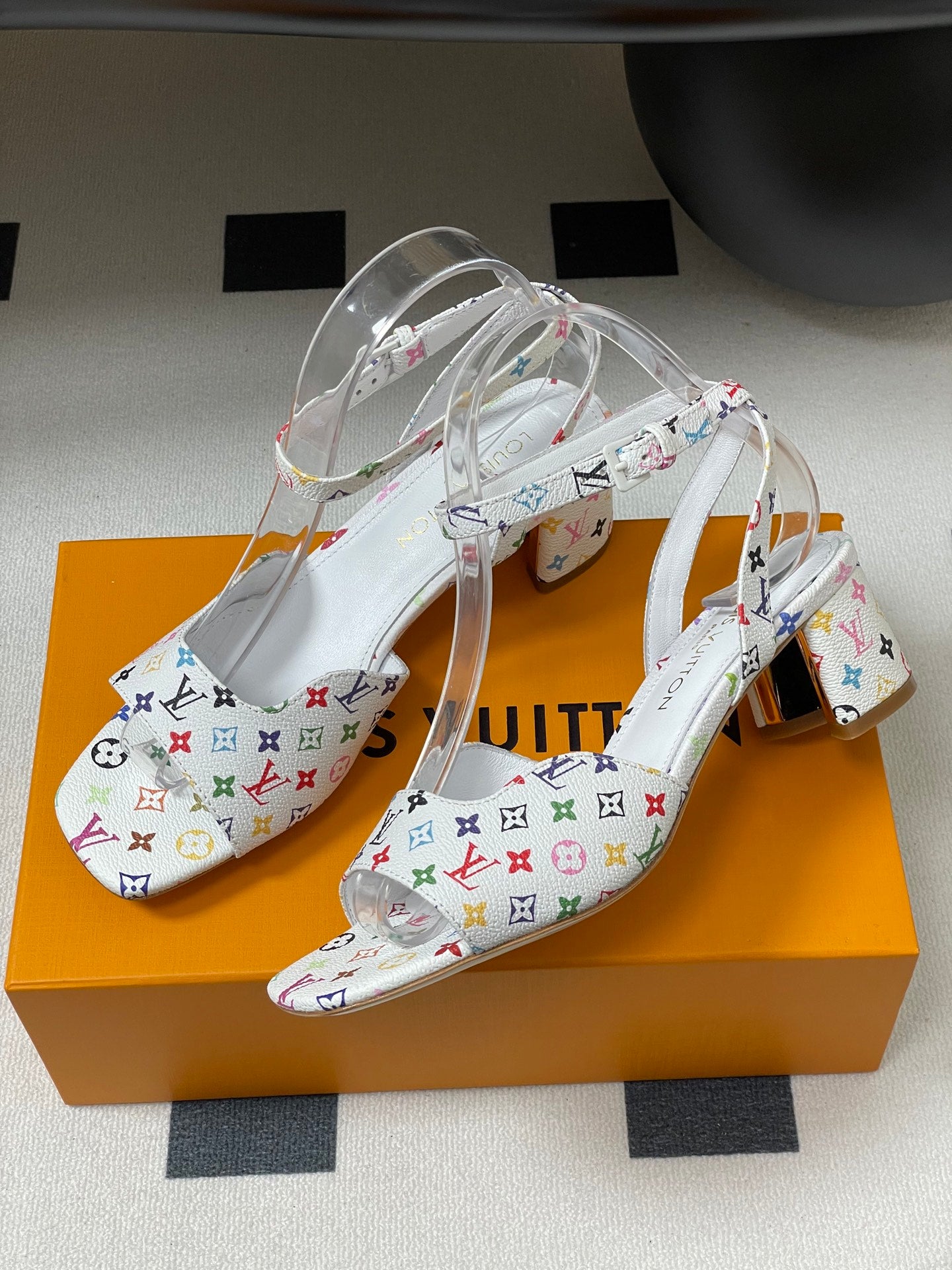 LuxluxHouse Best Quality Women Shoes Louis Vuitton