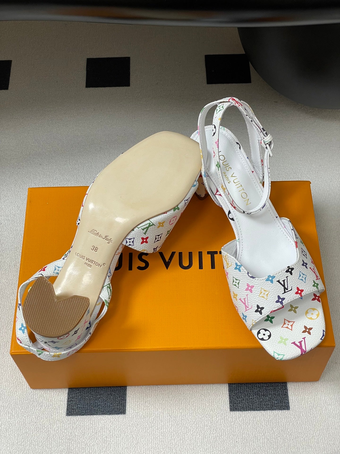 LuxluxHouse Best Quality Women Shoes Louis Vuitton