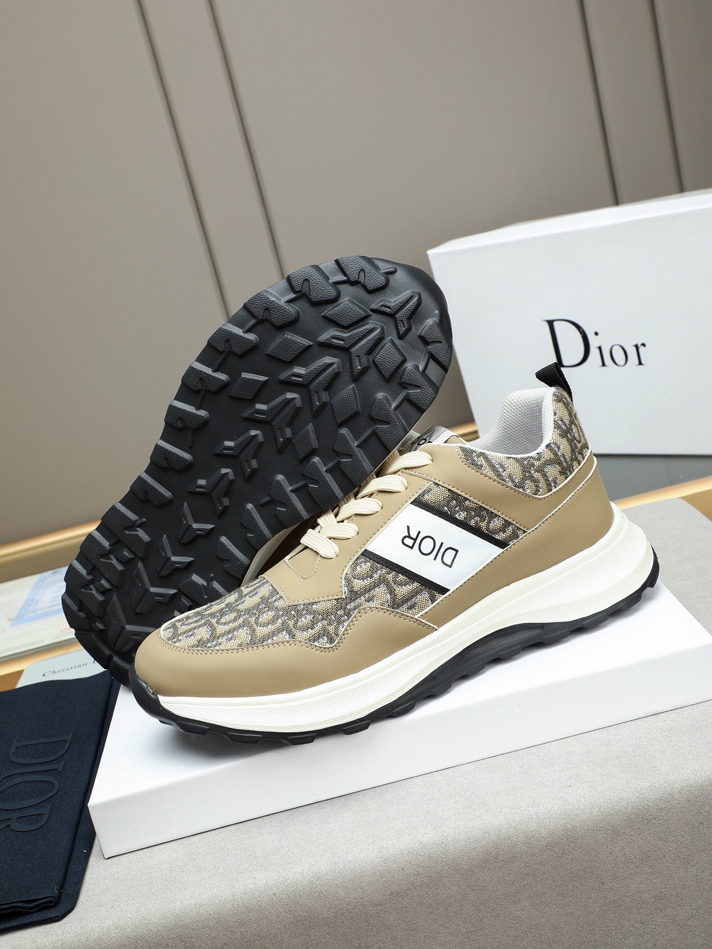 LuxluxHouse Best Quality Shoes Dior