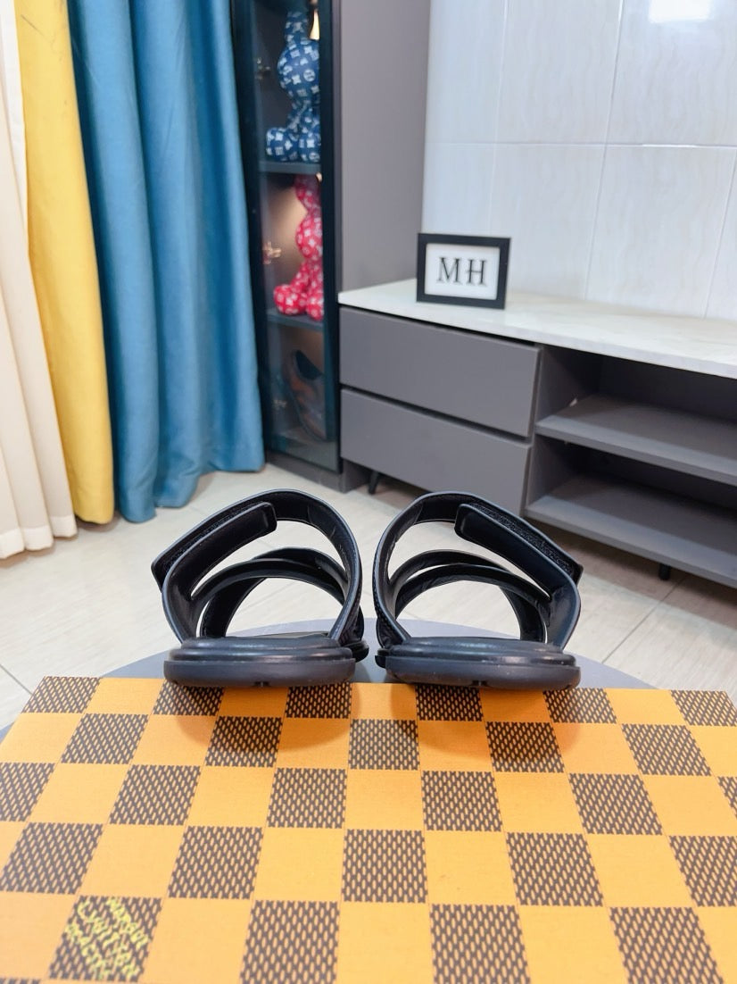 LuxluxHouse Best Quality Sandals Louis Vuitton
