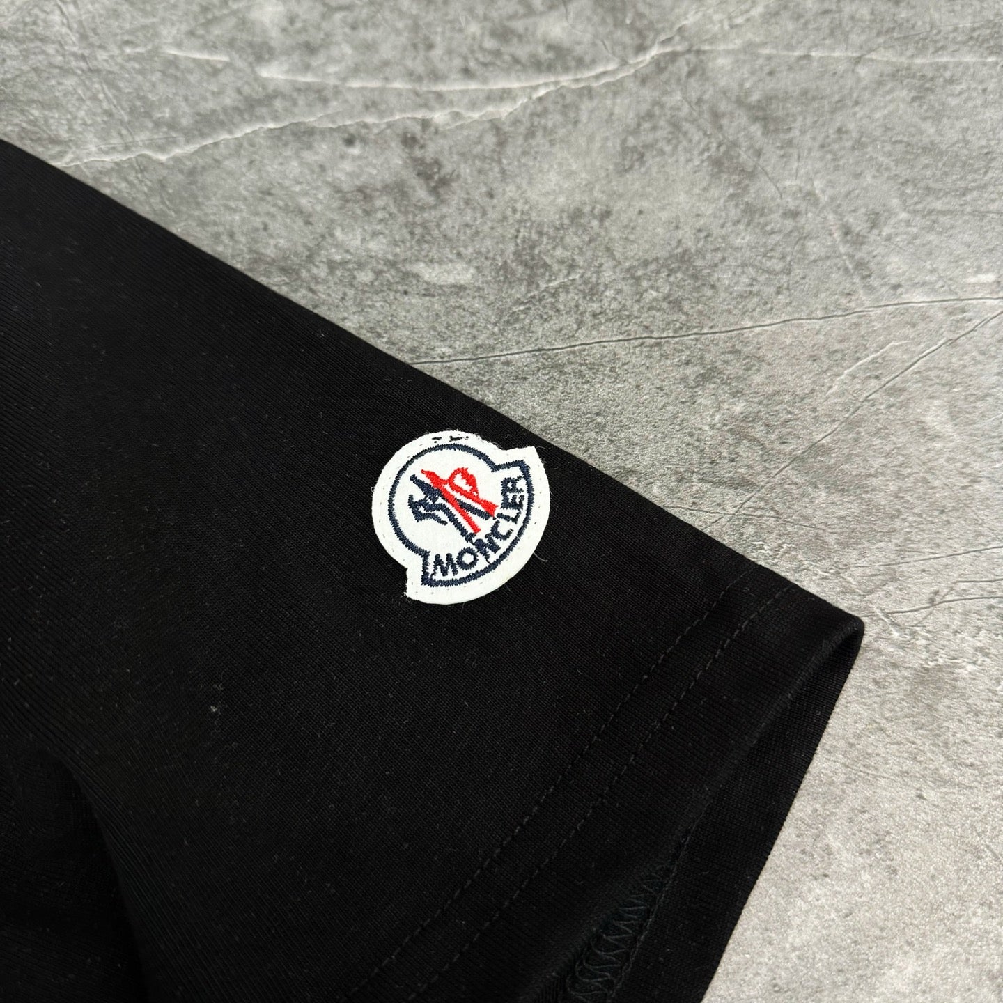 LuxluxHouse Best Quality Clothes T-shirt Moncler