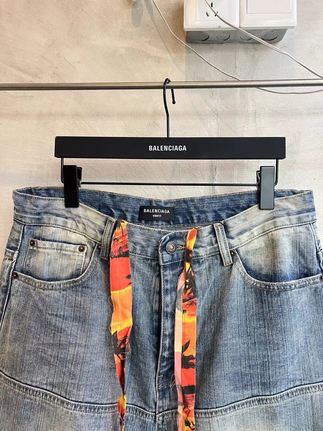 LuxluxHouse Best Quality Clothes Balenciaga Pants