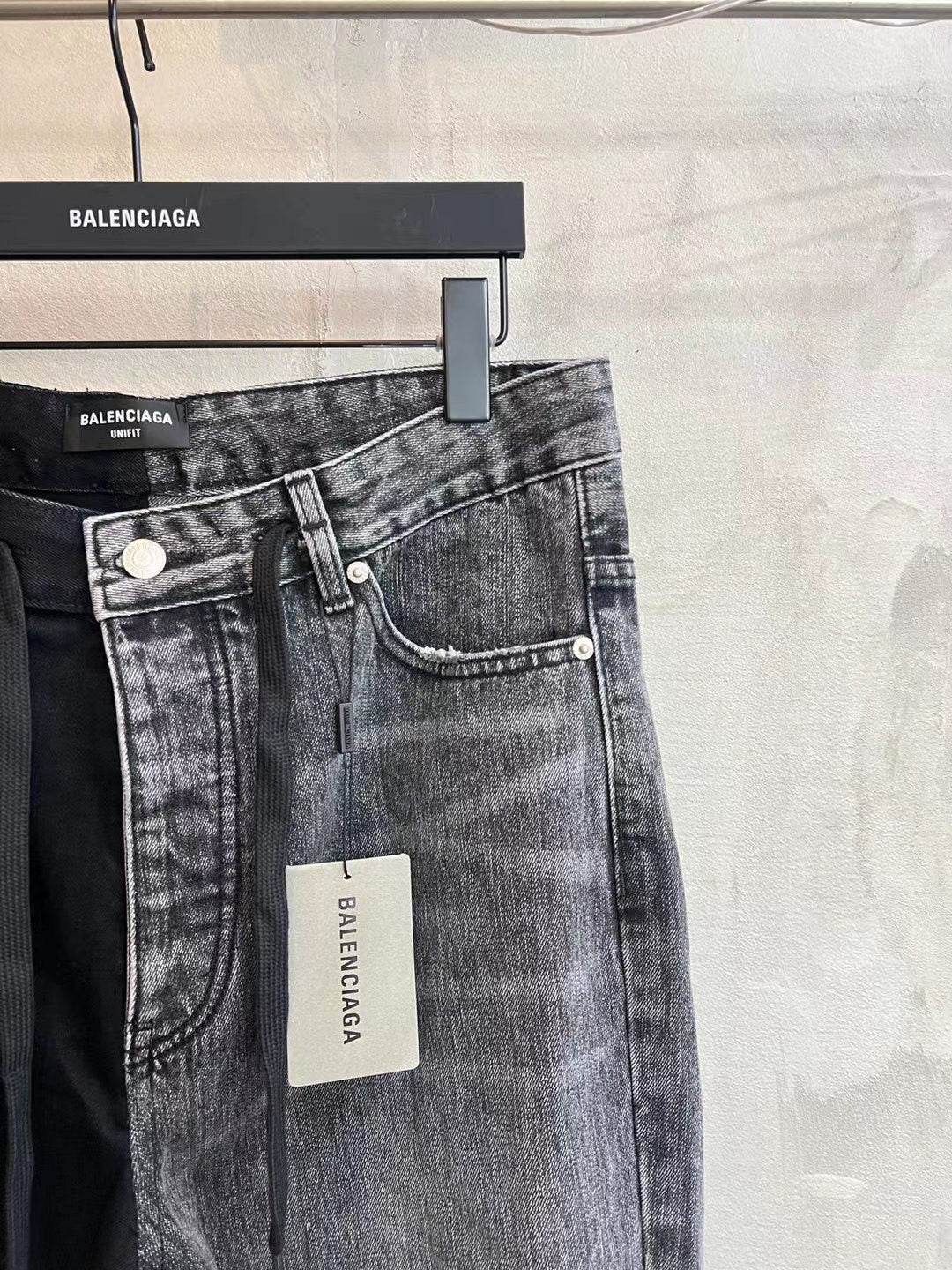 LuxluxHouse Best Quality Clothes Balenciaga Pants