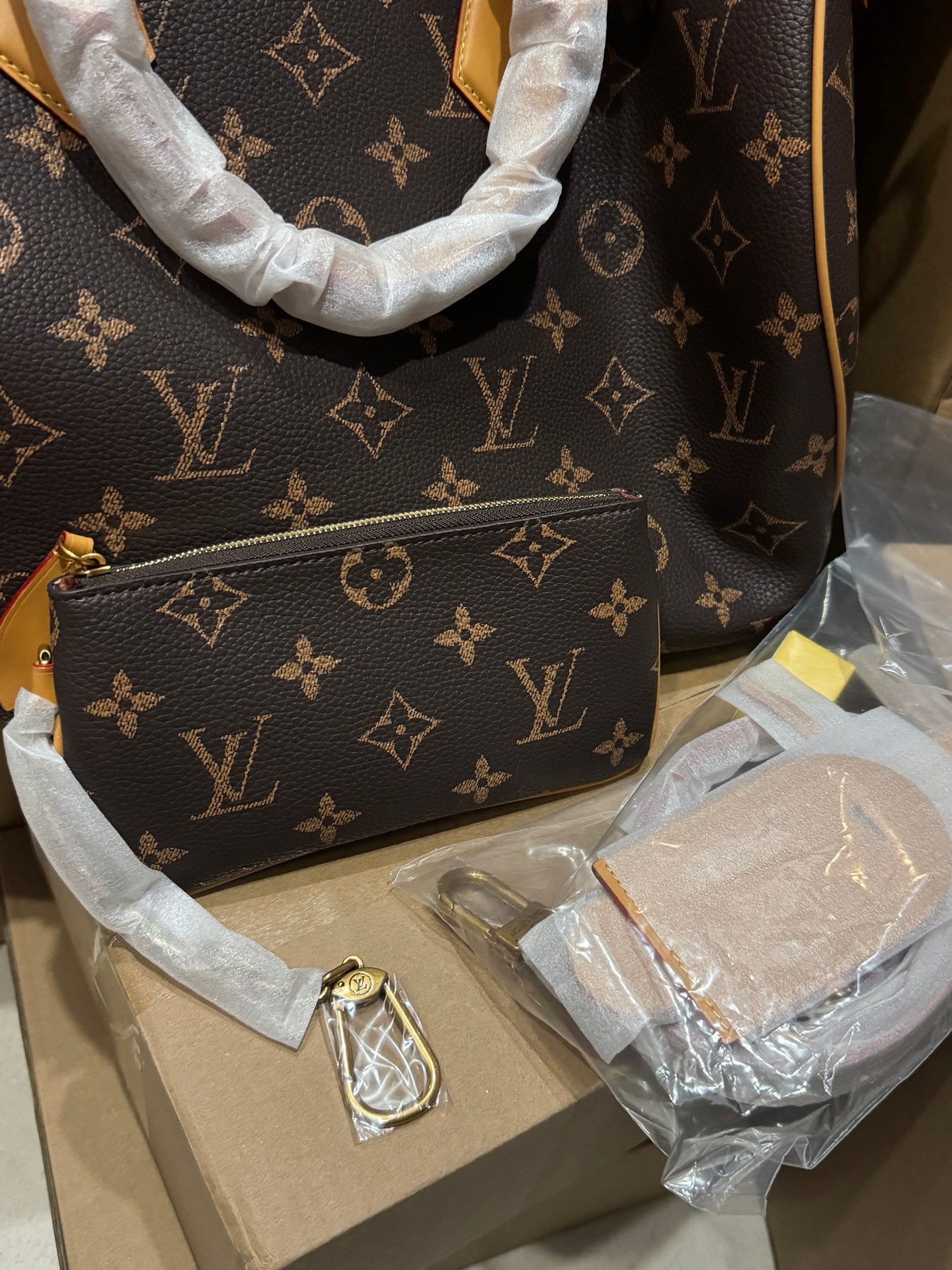 LuxluxHouse Best Quality Bags Louis Vuitton
