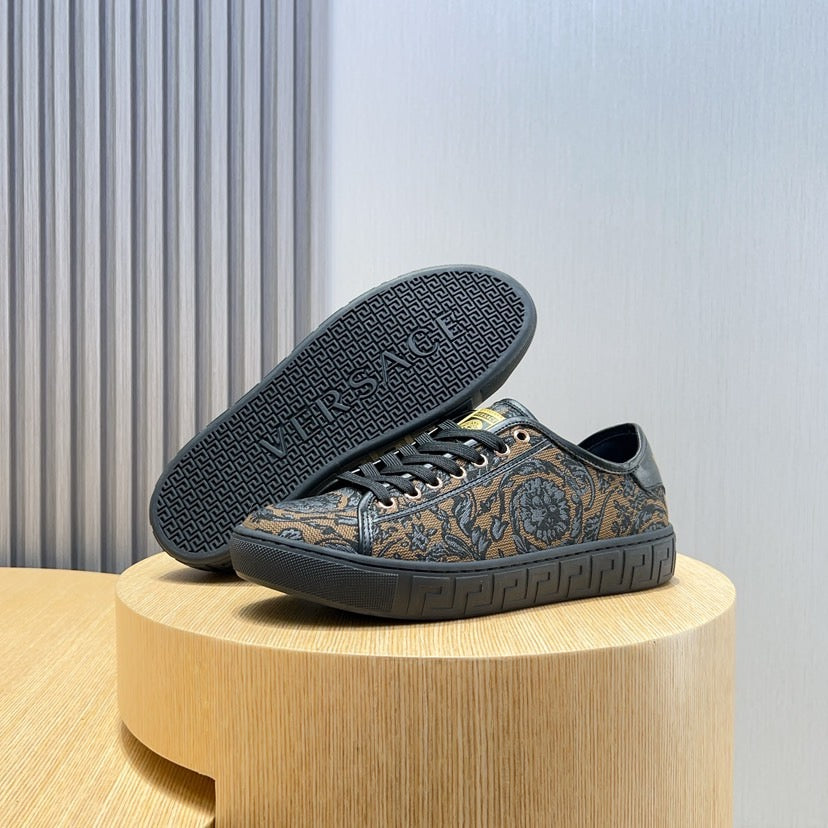 LuxluxHouse Best Quality Shoes Versace