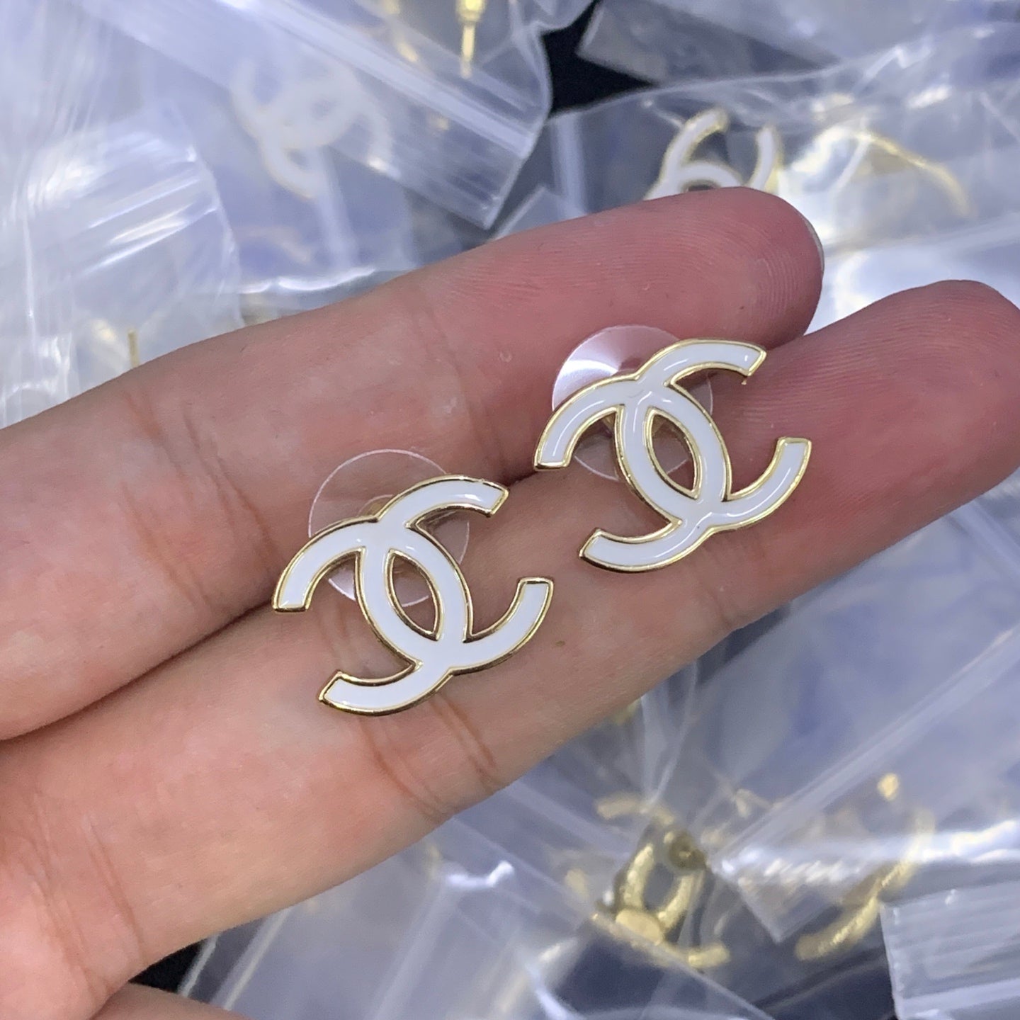 LuxluxHouse Low Price And High Quality Accessories Chanel