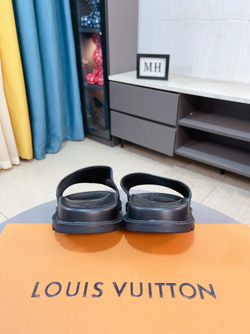 LuxluxHouse Best Quality Sandals Louis Vuitton