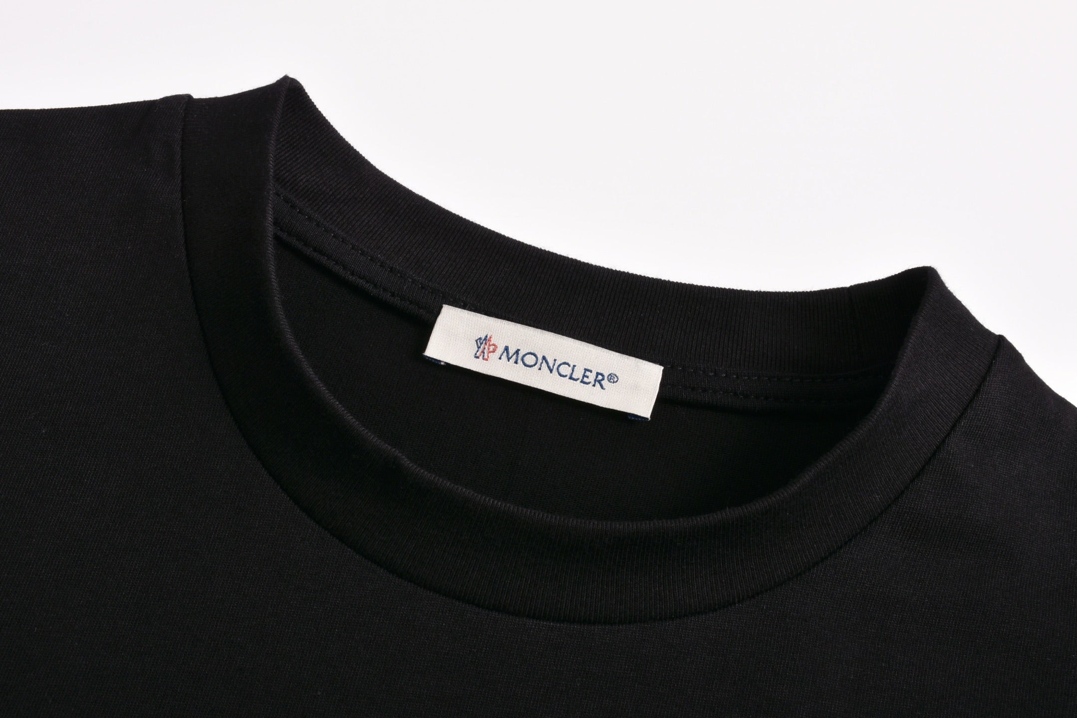LuxluxHouse Best Quality Clothes T-shirt Moncler